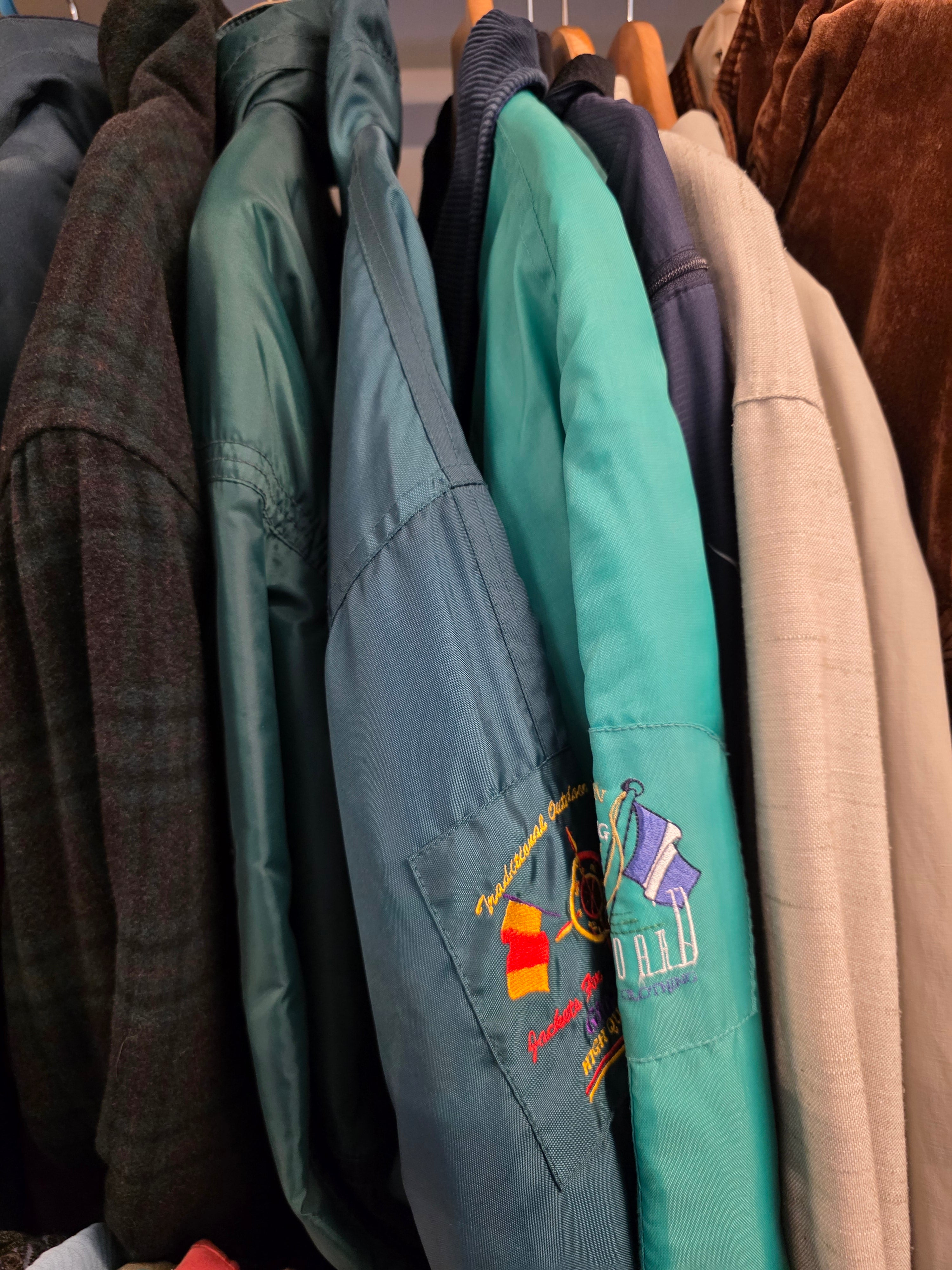 Miesten takit ja liivit