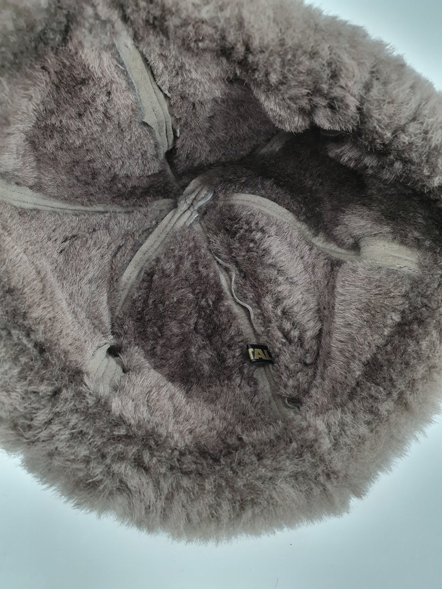 Friitala, talvihattu 70-luvulta, harmaanruskea nahka ja lampaanvilla, 58cm