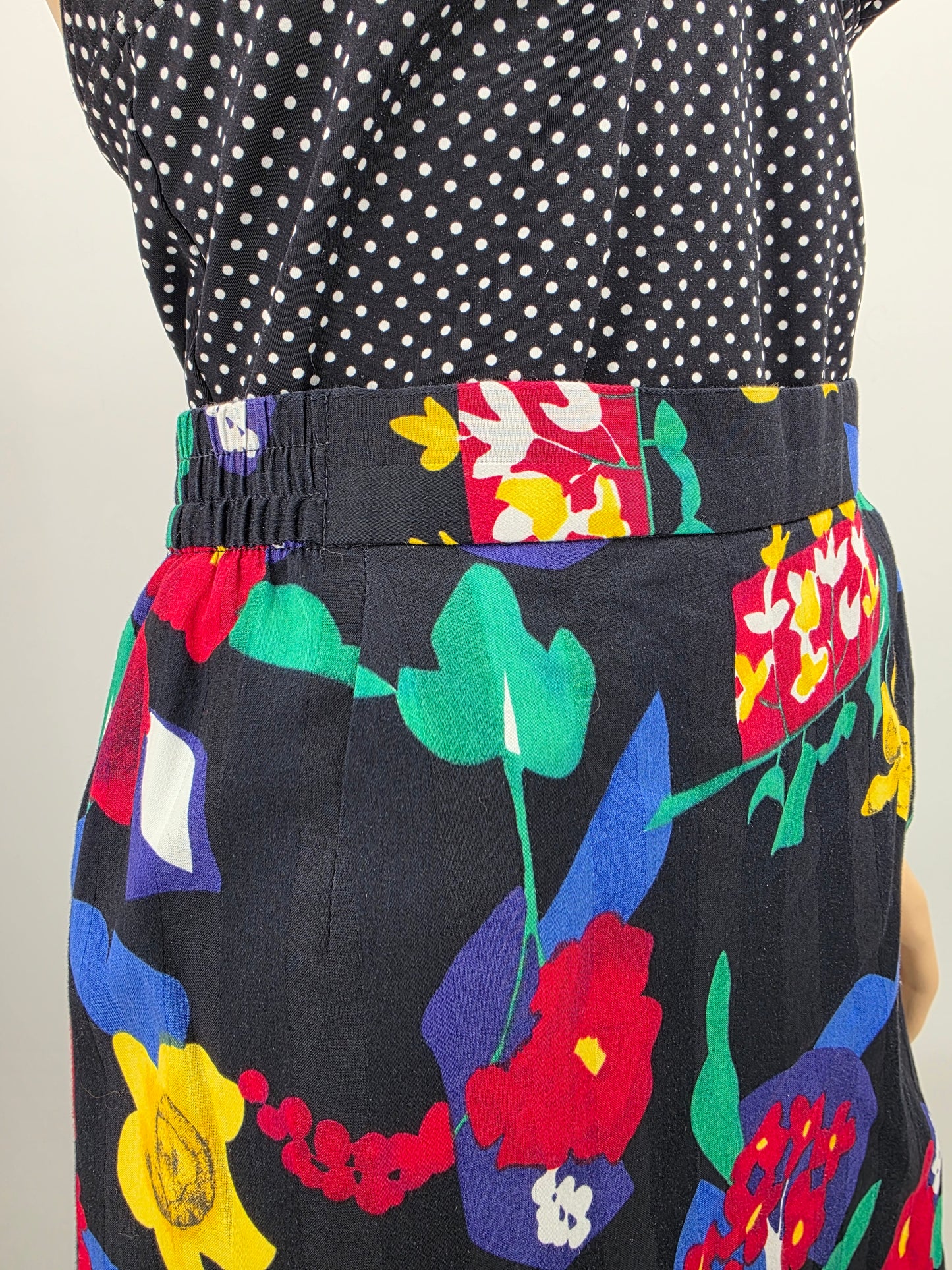 Fink Modell, pencil skirt from the 80s-90s, waist 72cm, size 36