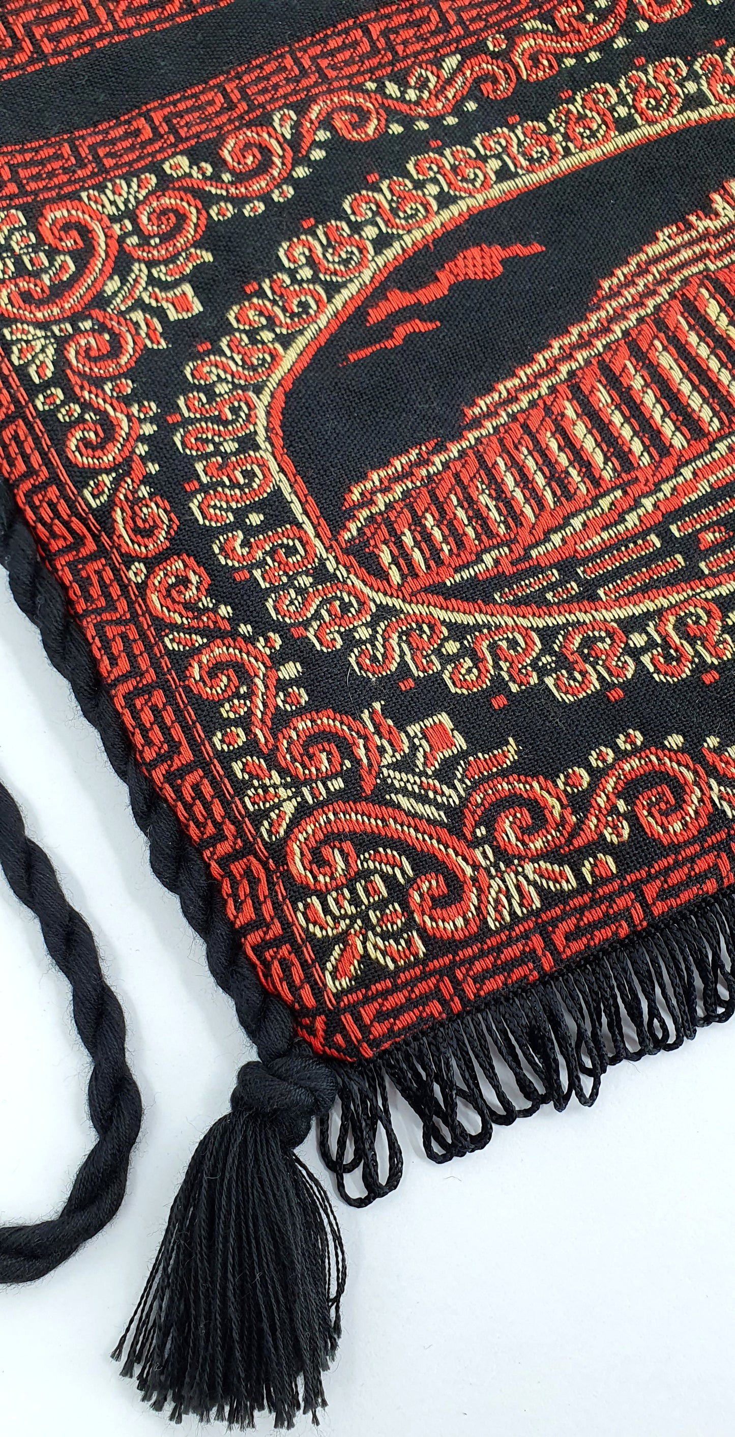 Hippityylinen olkalaukku, brodeerattu kuva