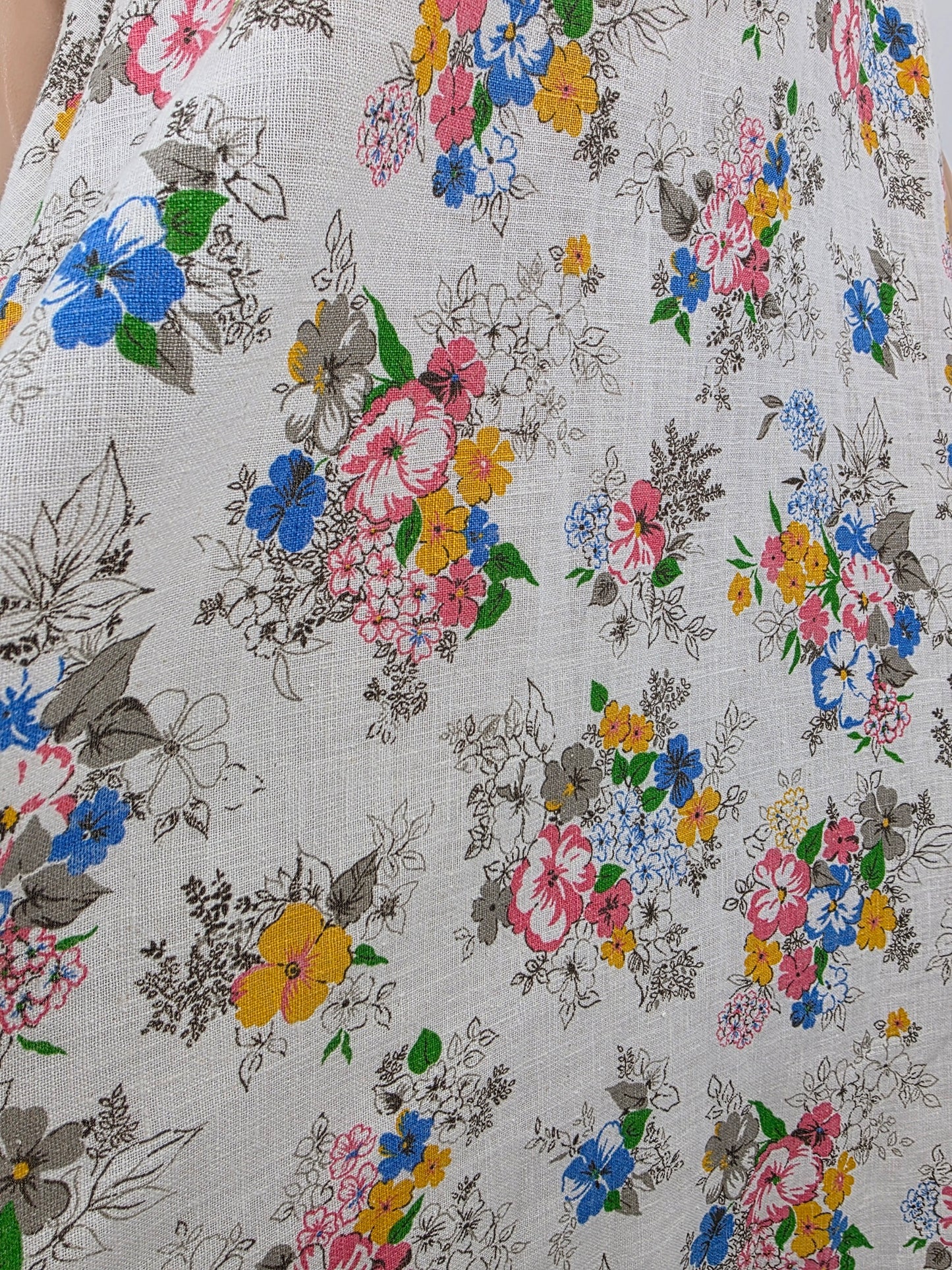 Floral cotton skirt from the 70s-80s, waist 78cm, size 38