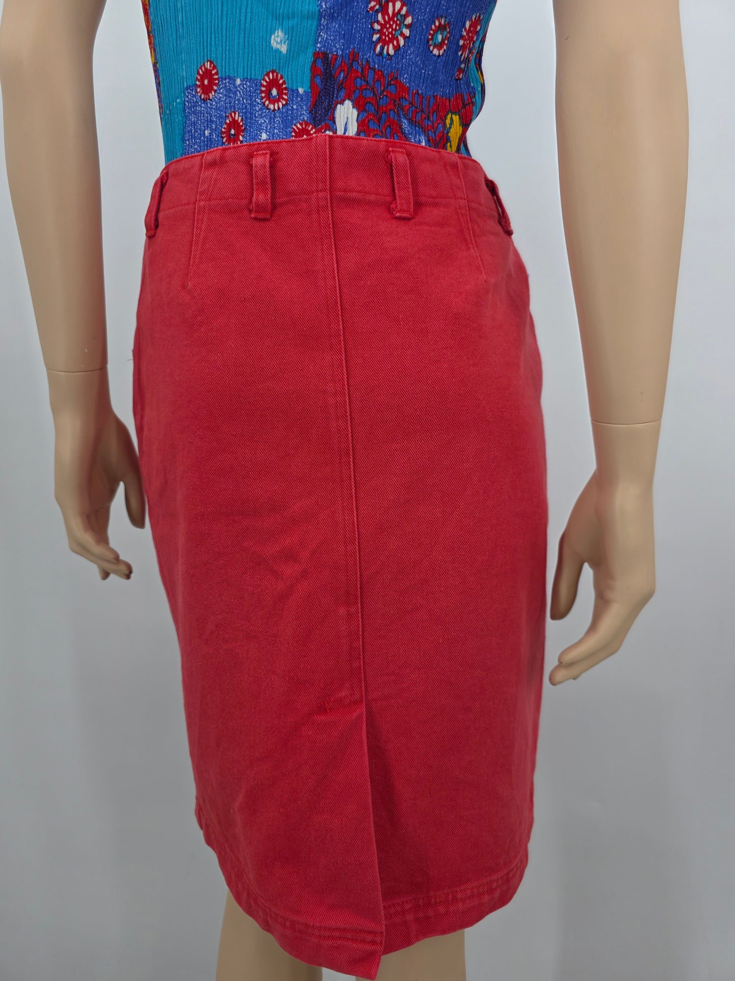 Red denim skirt from the 80s, waist 74cm, size 36-38