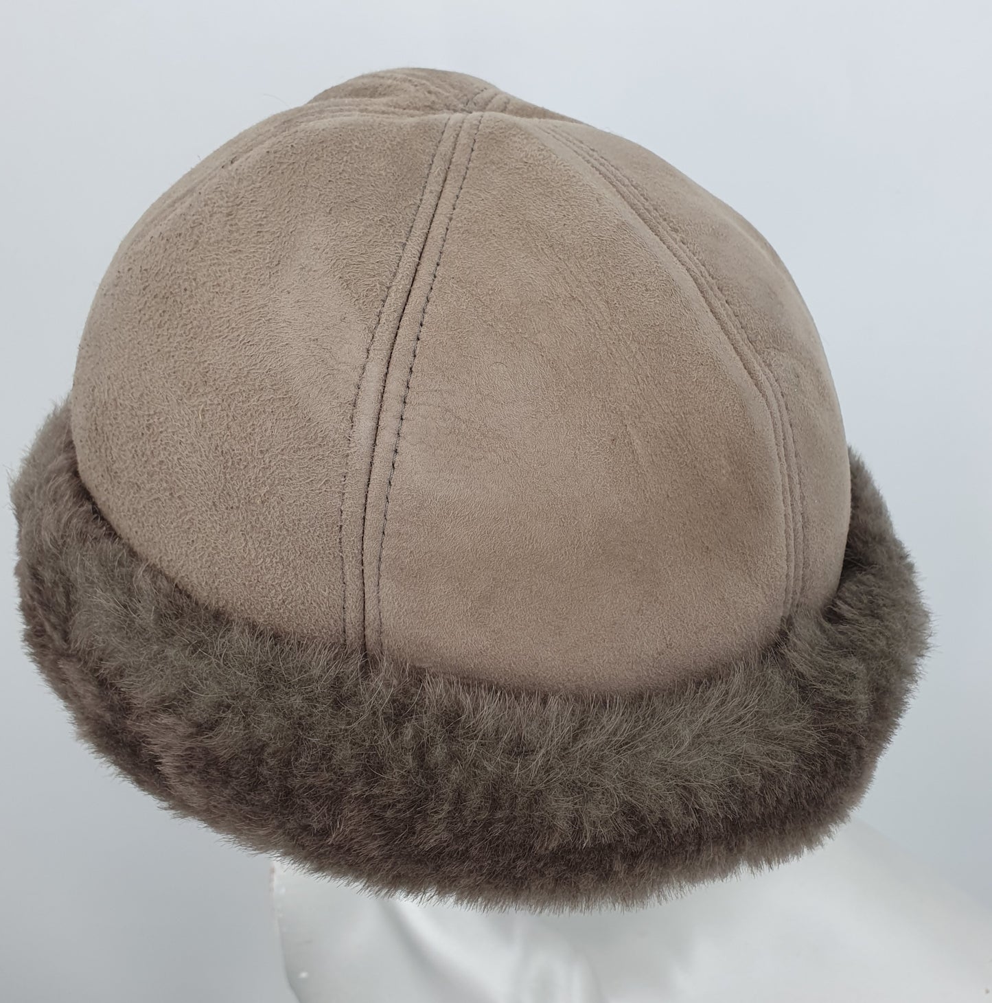 Friitala, talvihattu 70-luvulta, harmaanruskea nahka ja lampaanvilla, 58cm