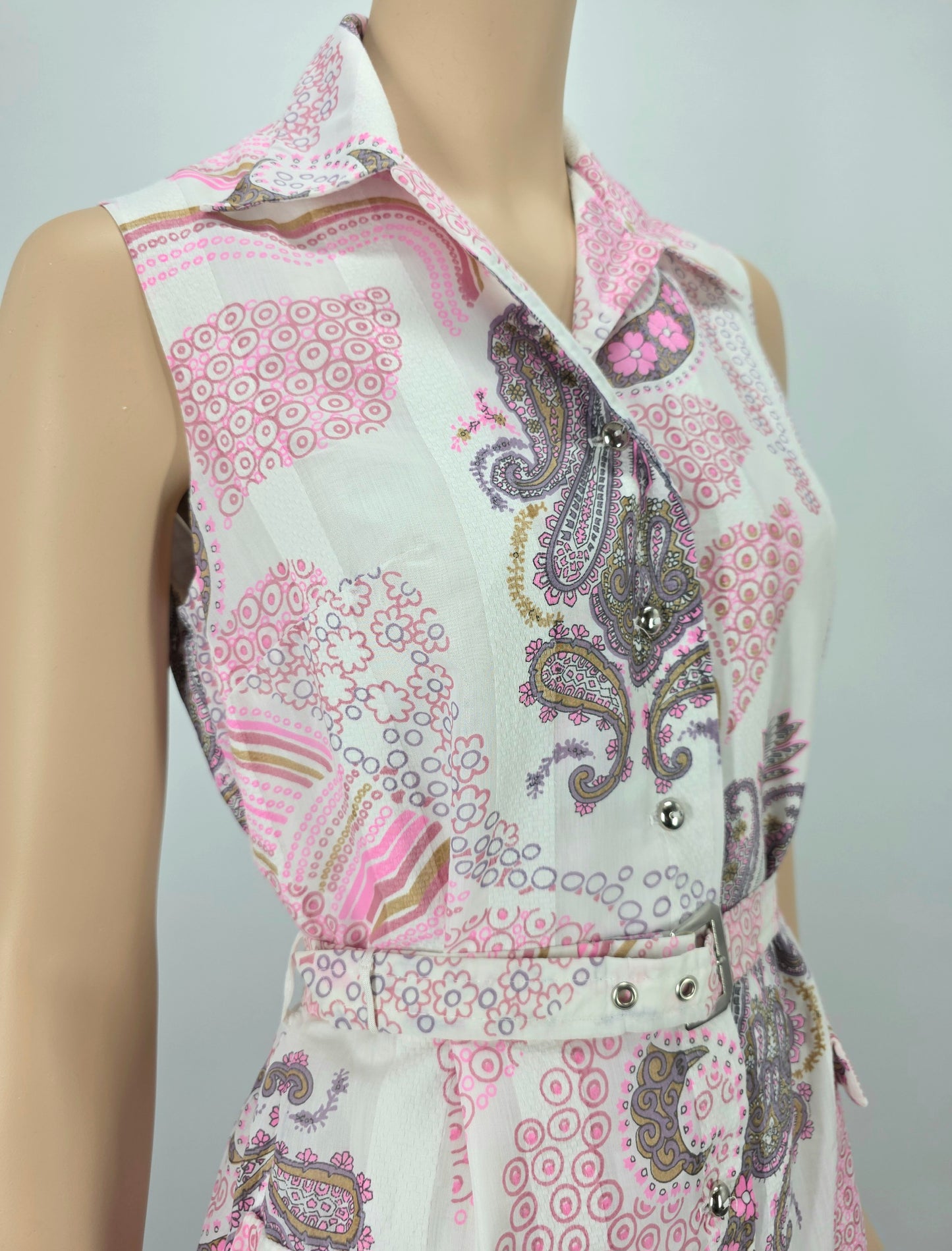 Sleeveless 60s-70s summer dress and belt, size 38
