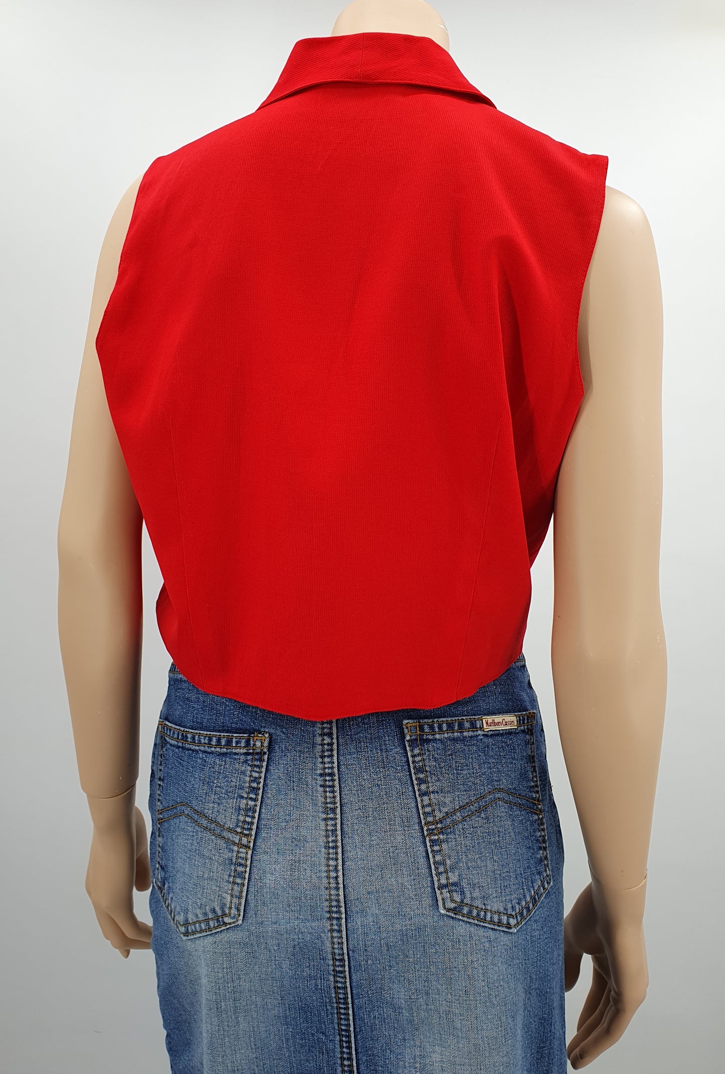 Horoskop, red sleeveless top from the 90s, size 38-40