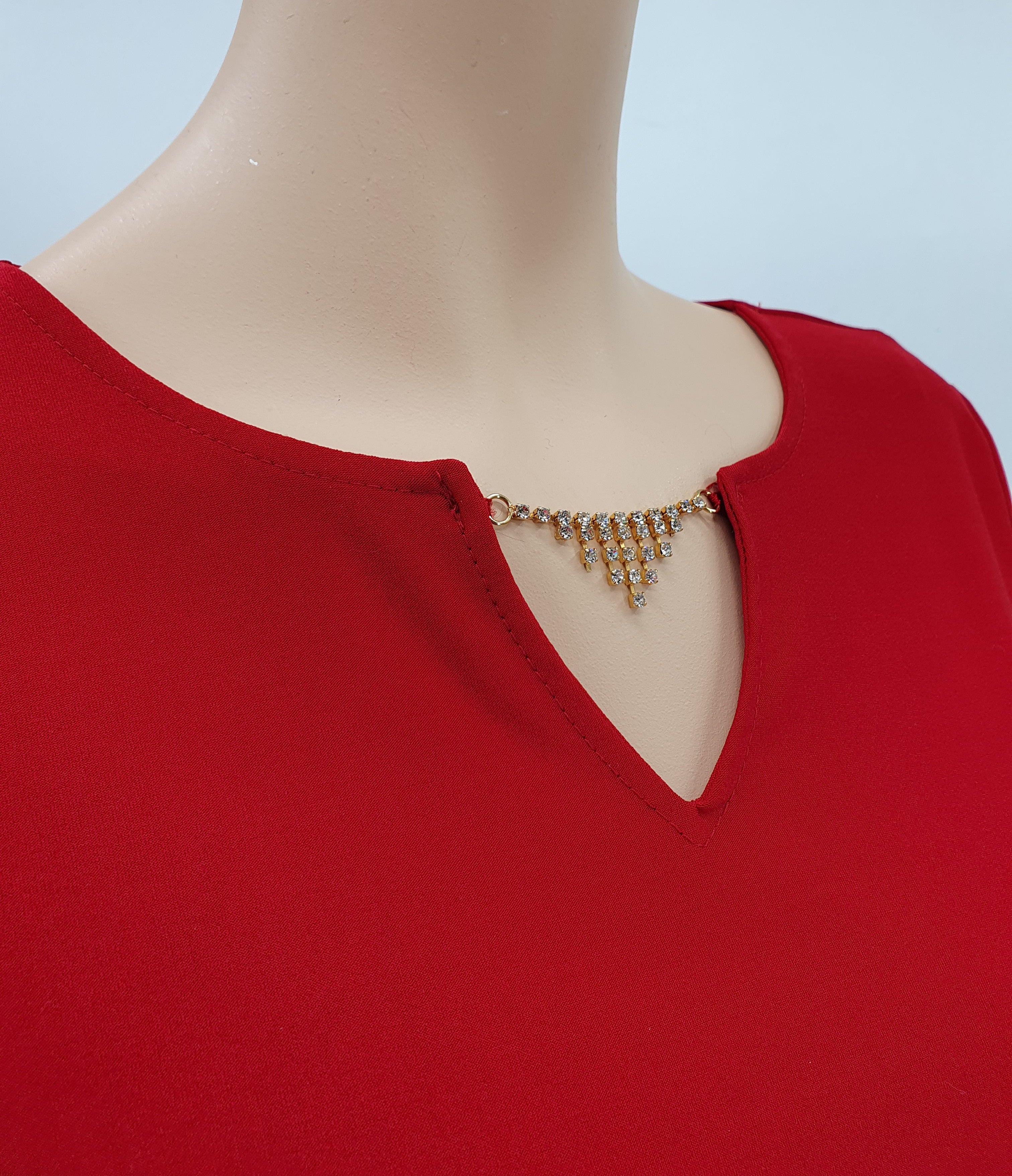 Punainen Y2K pusero strassikoristeella, koko 36/38