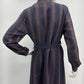 Tummansininen raidallinen mekko ja vyö, 90-luku, koko 40