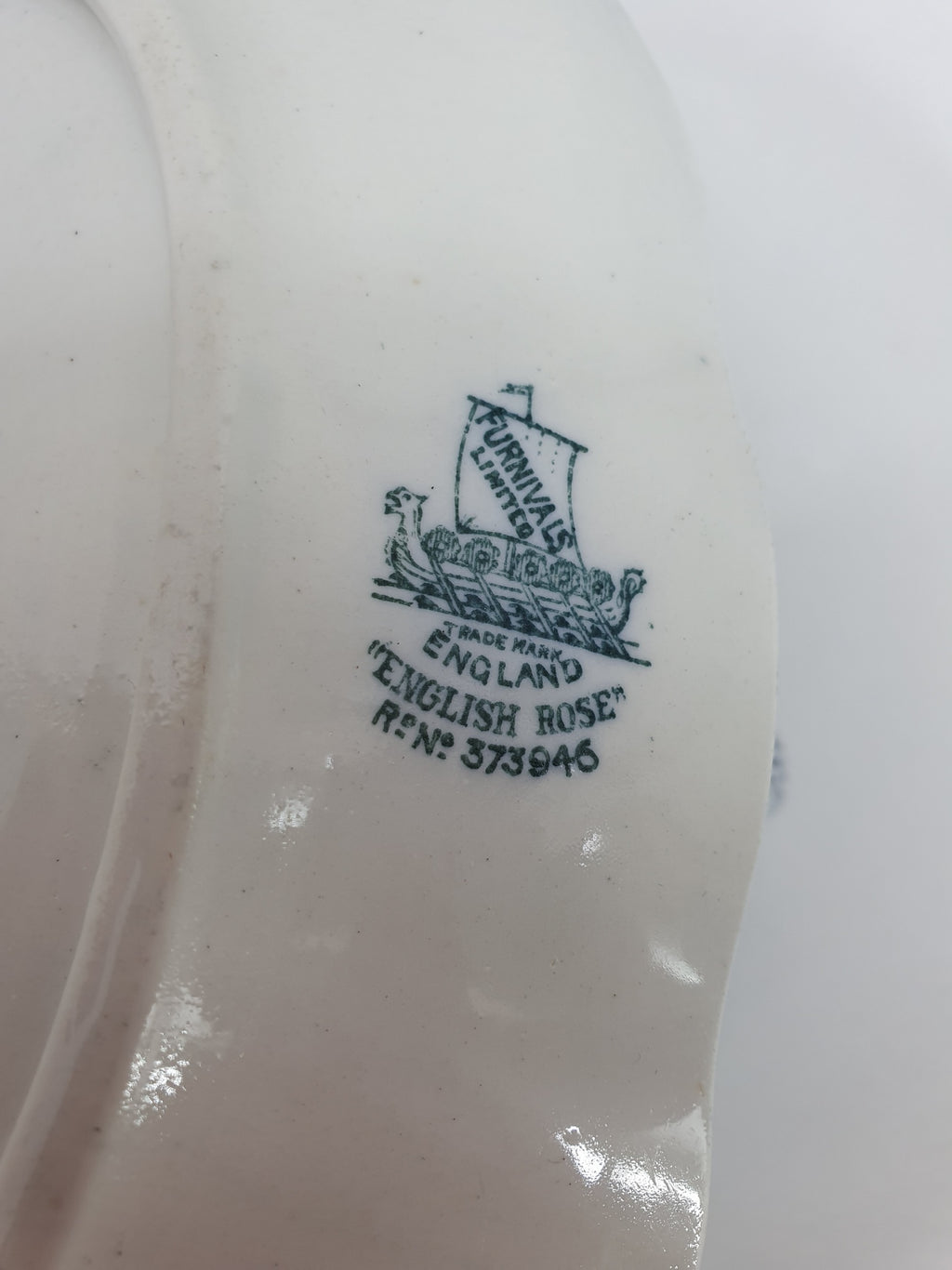 English Rose-kastikekulho 1900-luvun alusta, sinivalkoinen vintagekulho, kuva valmistajan logosta