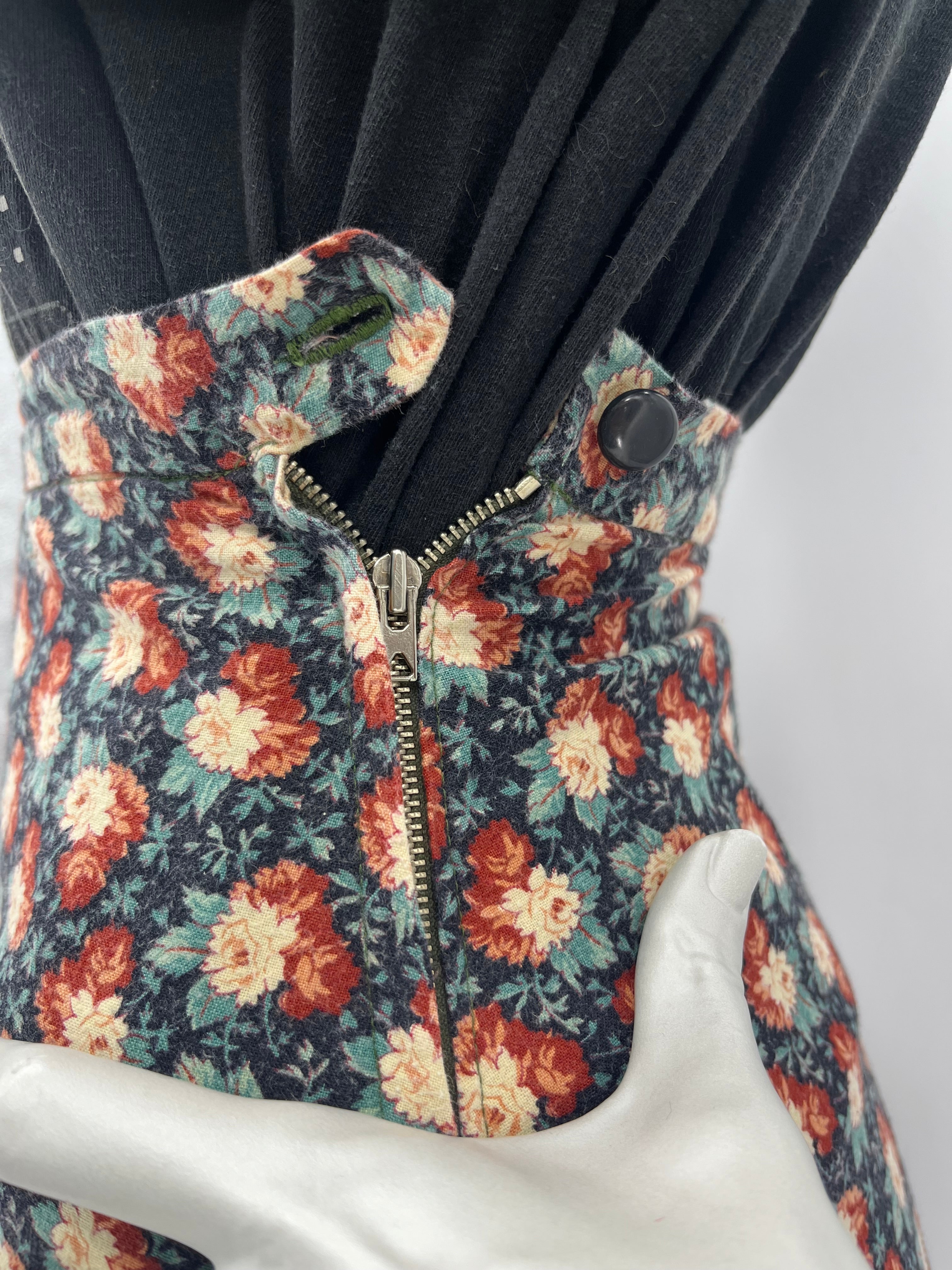 Homemade cotton floral skirt, 70s, waist 60cm, size 32