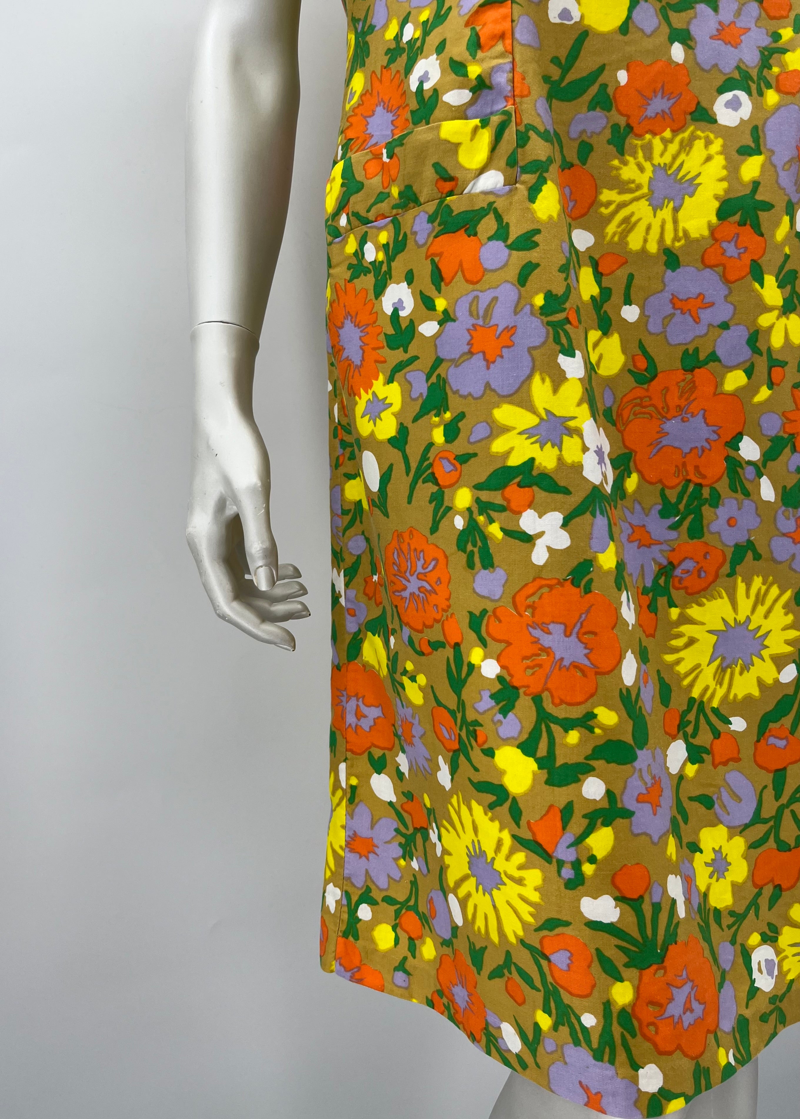 Nilvira De Luxe, colorful floral dress from the 50s, size 38