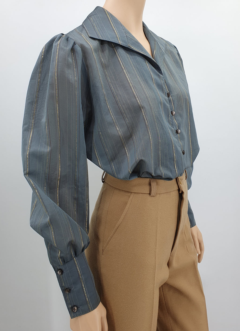 Merry Finn, women's blouse from the 80s, color gray/gold, size 40