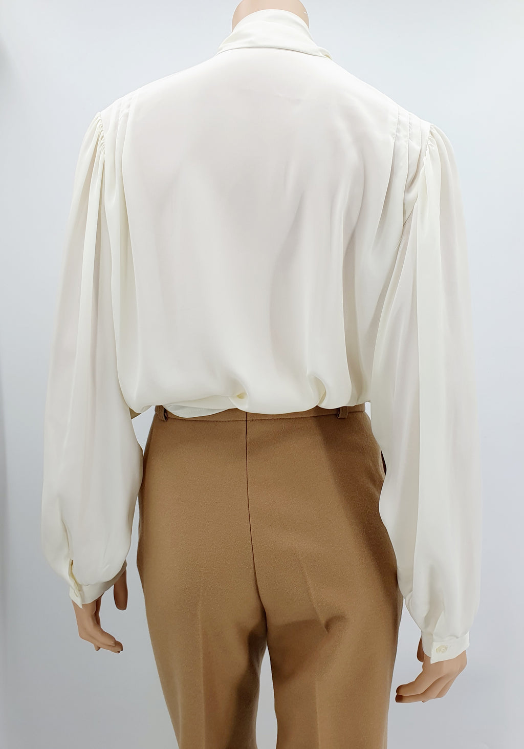 Women's shirt blouse with shawl collar, 90s, color off-white, size 44