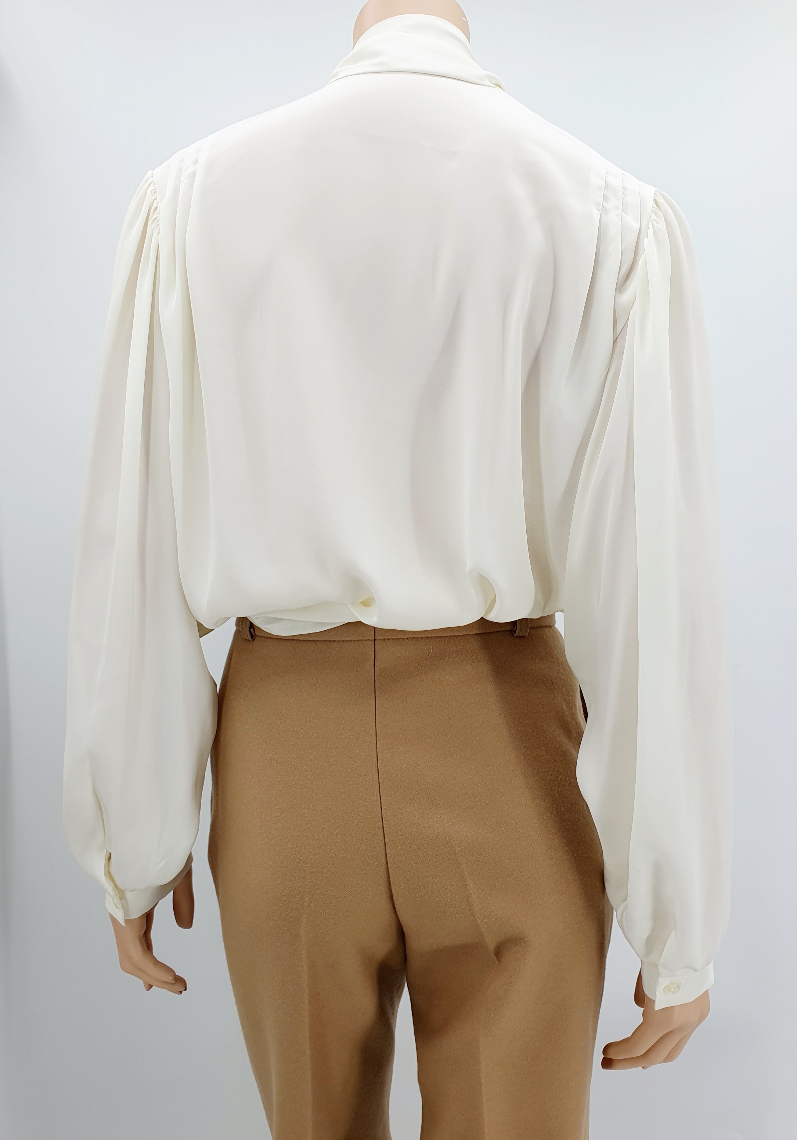 Women's shirt blouse with shawl collar, 90s, color off-white, size 44