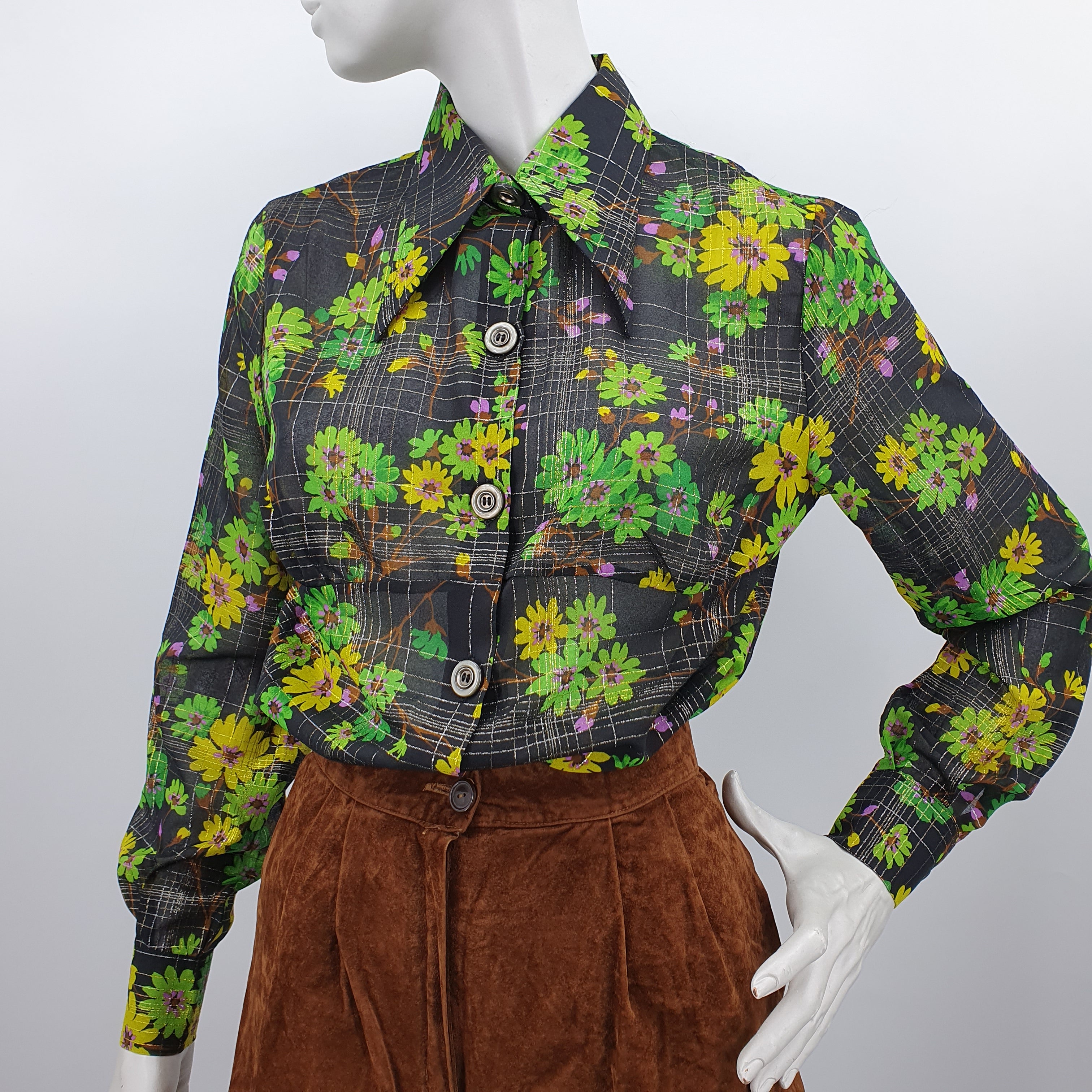Martina, glittery floral shirt from the 70s, size 38