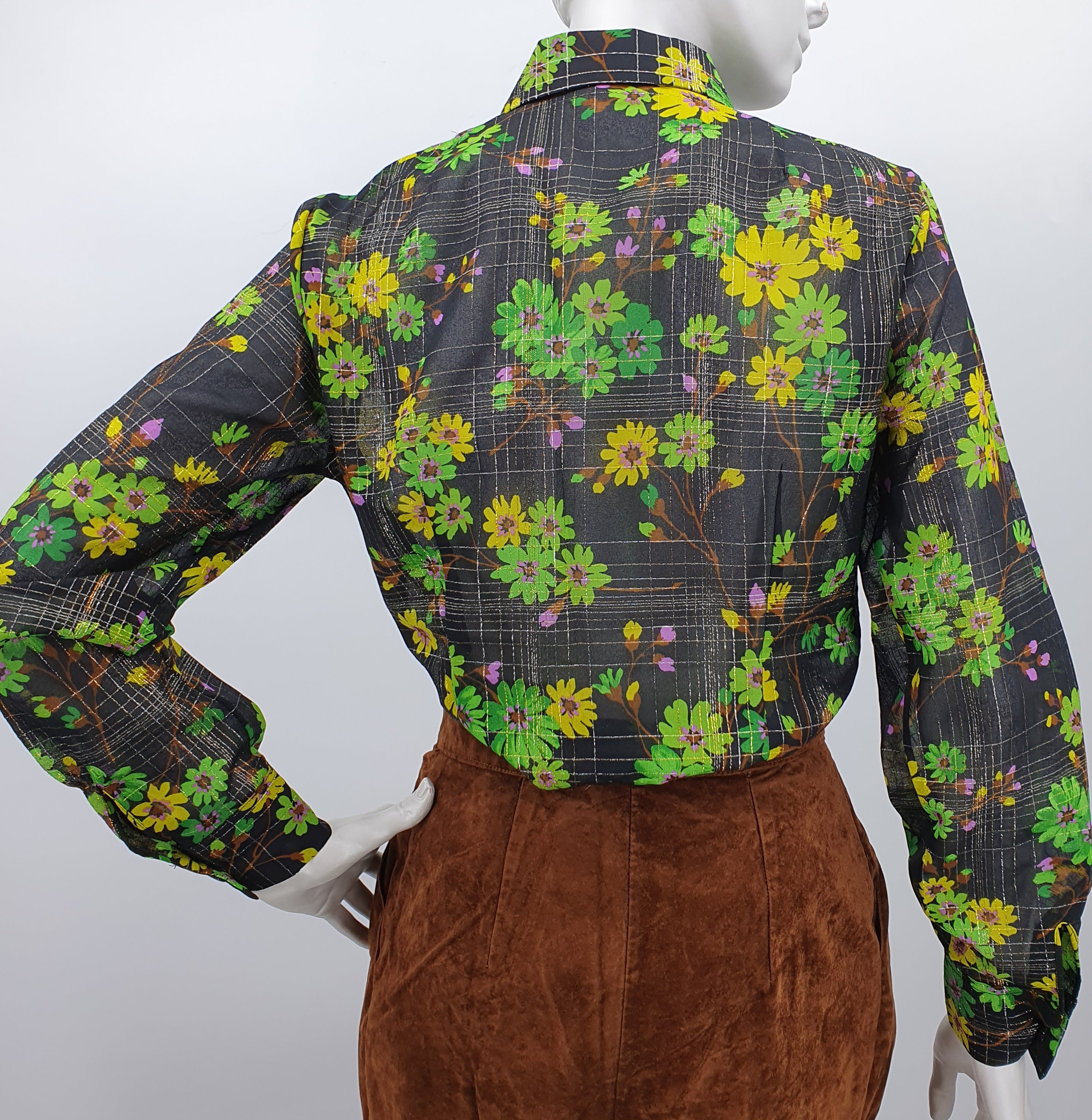 Martina, glittery floral shirt from the 70s, size 38