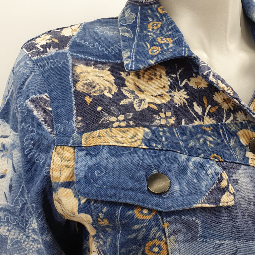 Denim jacket from the 90s, size 36(38)