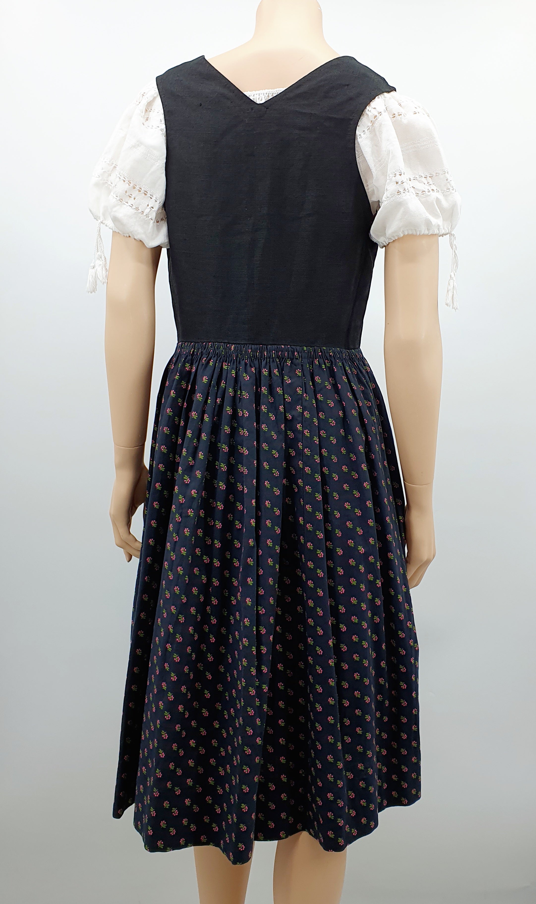 Original Lanz, aito dirndl-mekko Itävallasta, 70-80-luku, koko 38-40