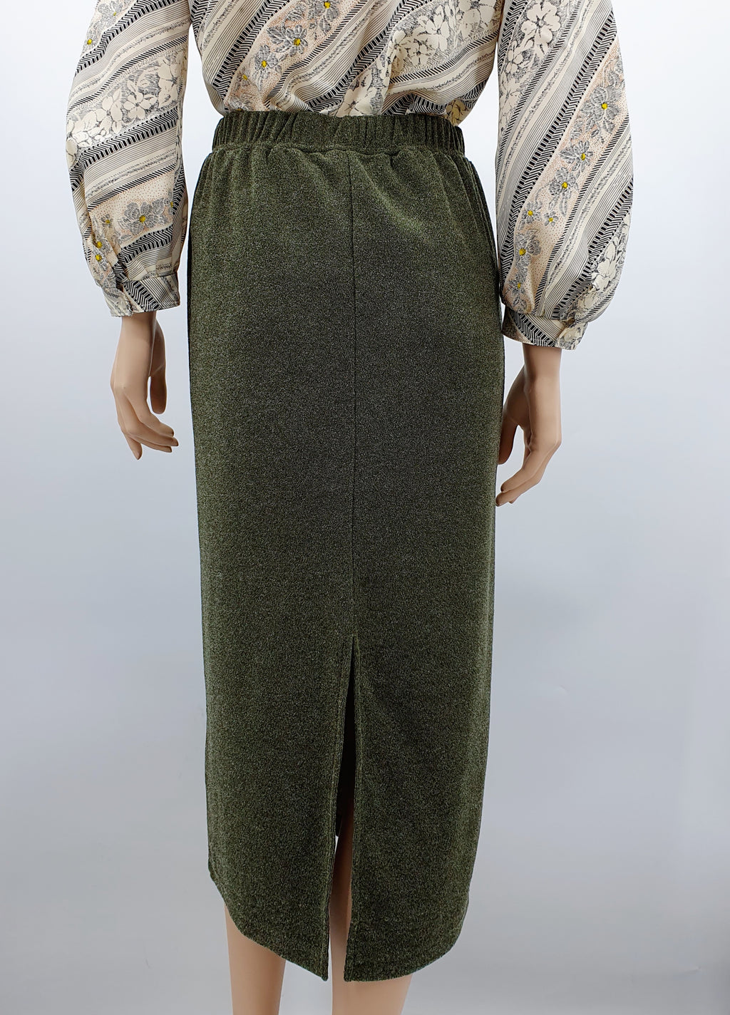 Stretchy midi skirt, 90s, color olive/black, size 36-38