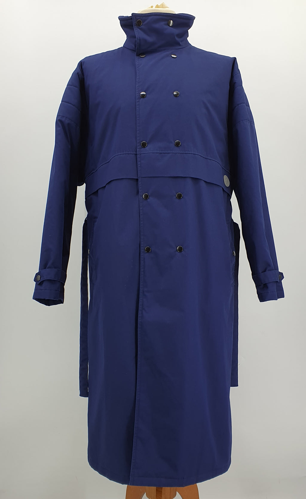 Finnish men's long padded coat from the 80s, color dark blue, size M