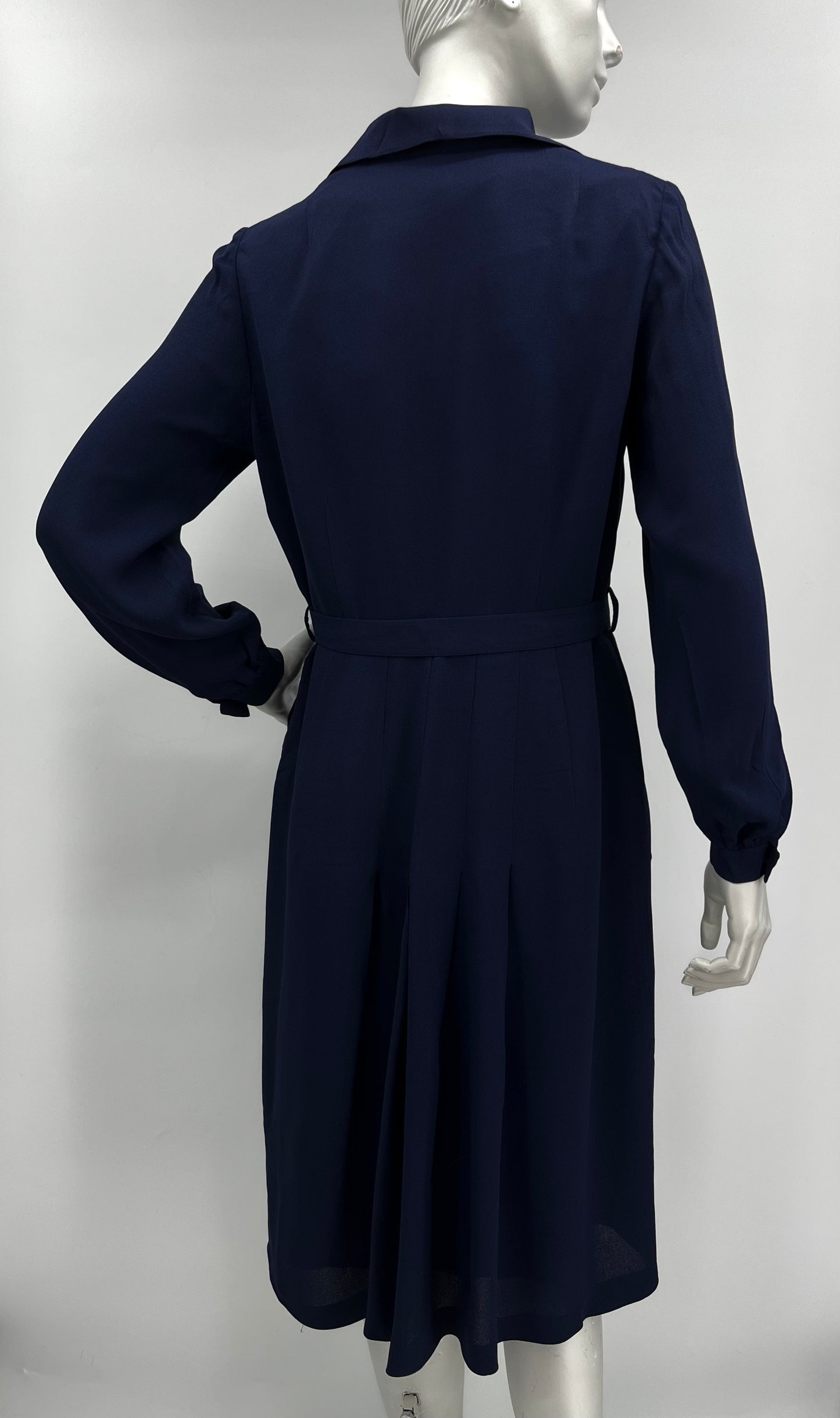 Tummansininen mekko, vyö ja huivi, 80-90-luku, koko 38-40