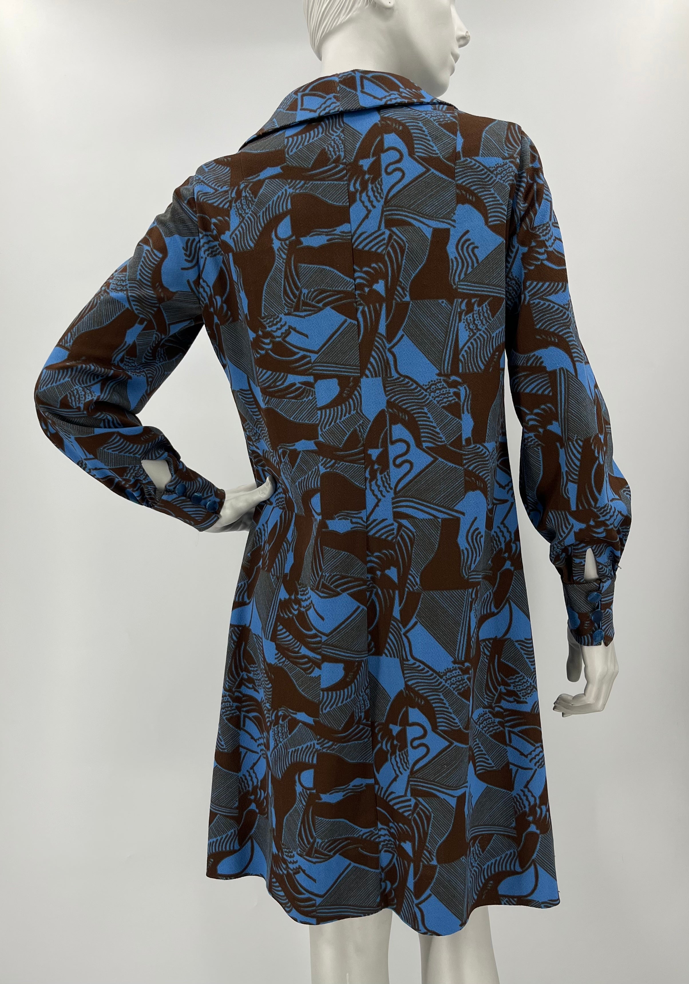 Patterned blue-brown dress from the 70s, size 40