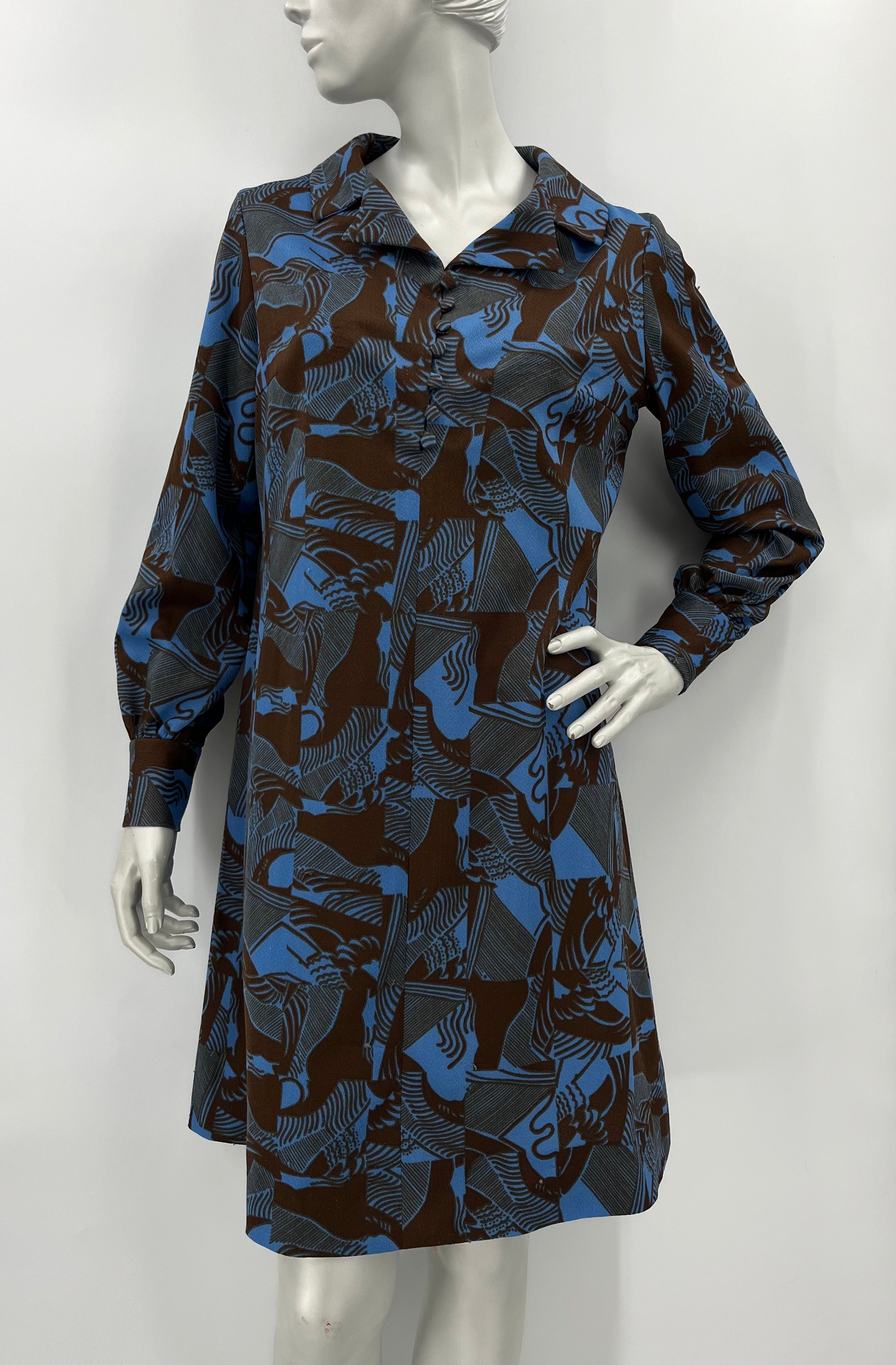 Patterned blue-brown dress from the 70s, size 40