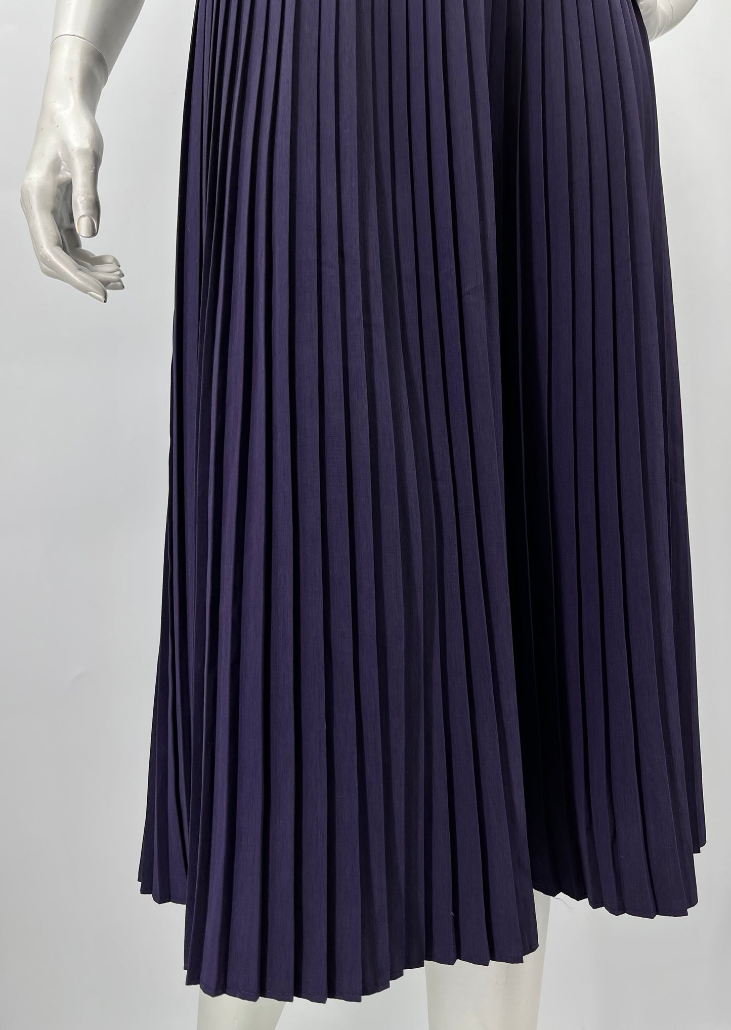 Tummanvioletti pliseerattu hame, 90-luku, vyöt.ymp. 90cm, kokoarvio 44-46