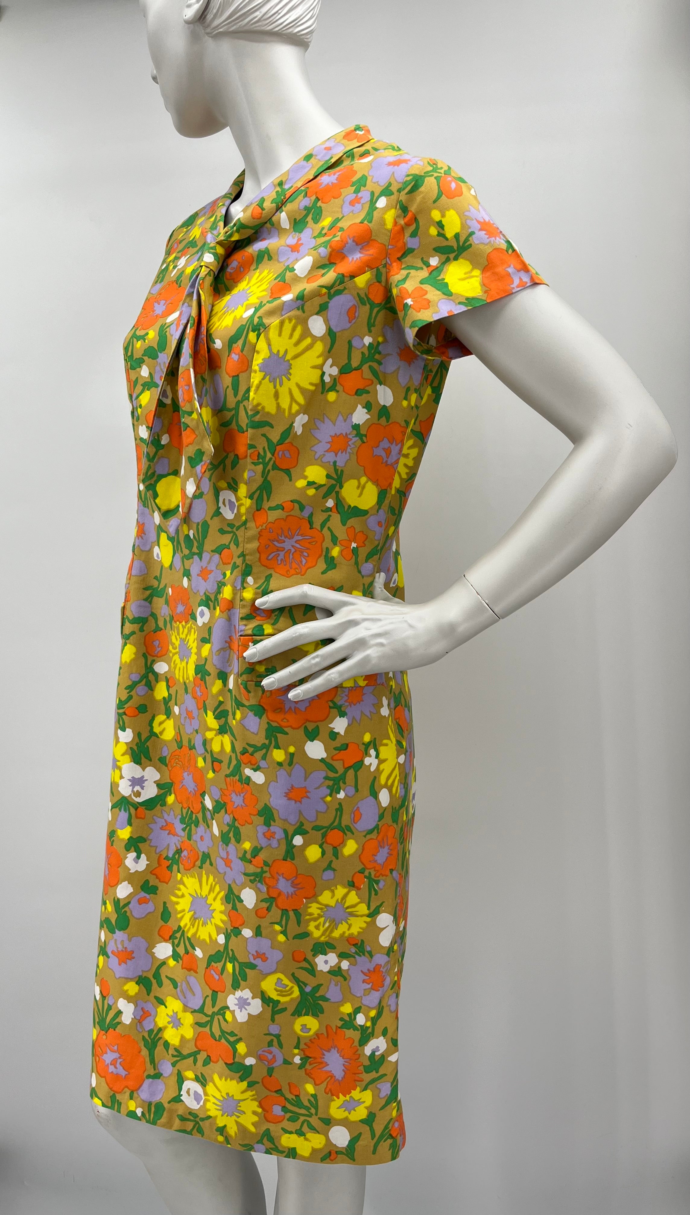 Nilvira De Luxe, colorful floral dress from the 50s, size 38