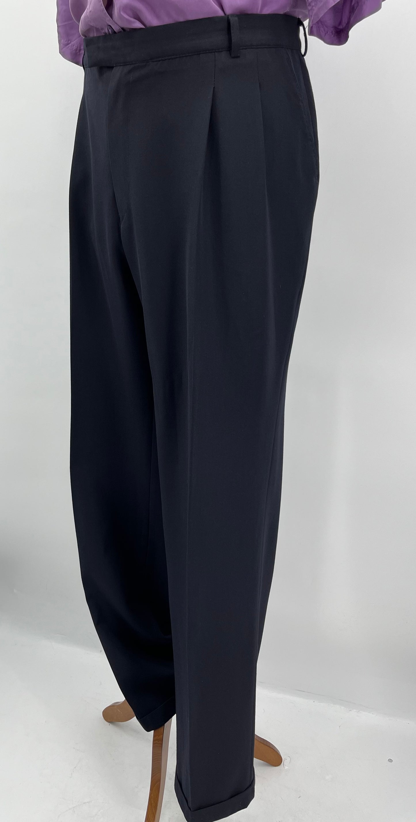 Lammerman, tummansiniset miesten housut, 80-90-luku, vyöt.ymp. 108cm