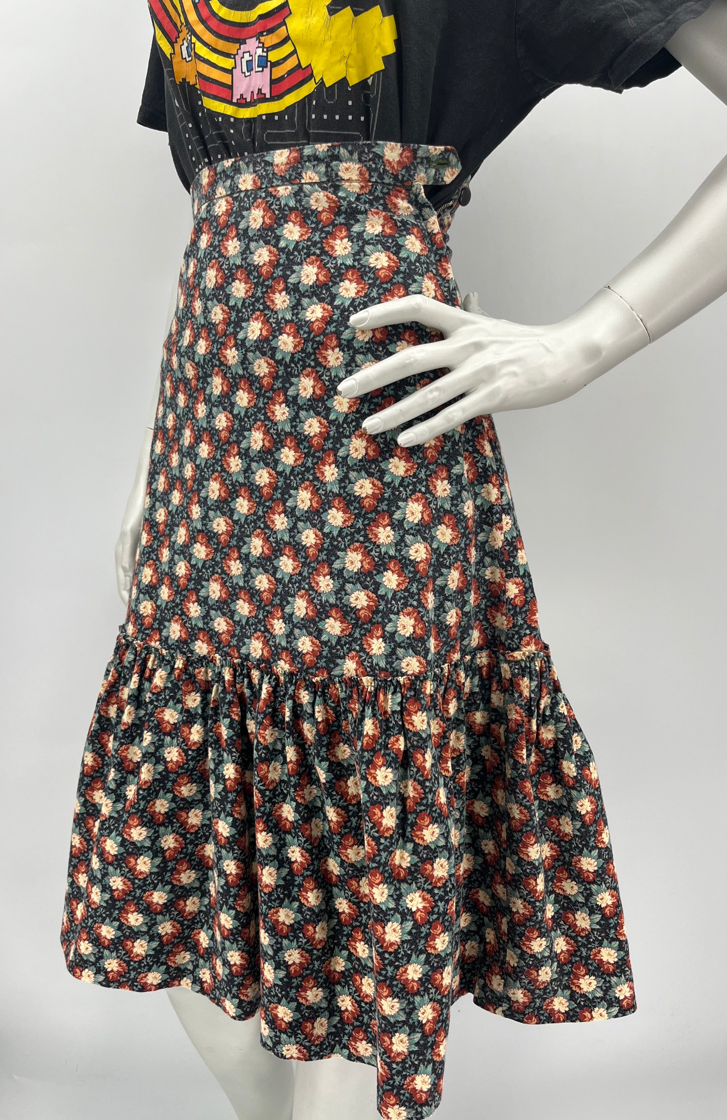 Homemade cotton floral skirt, 70s, waist 60cm, size 32