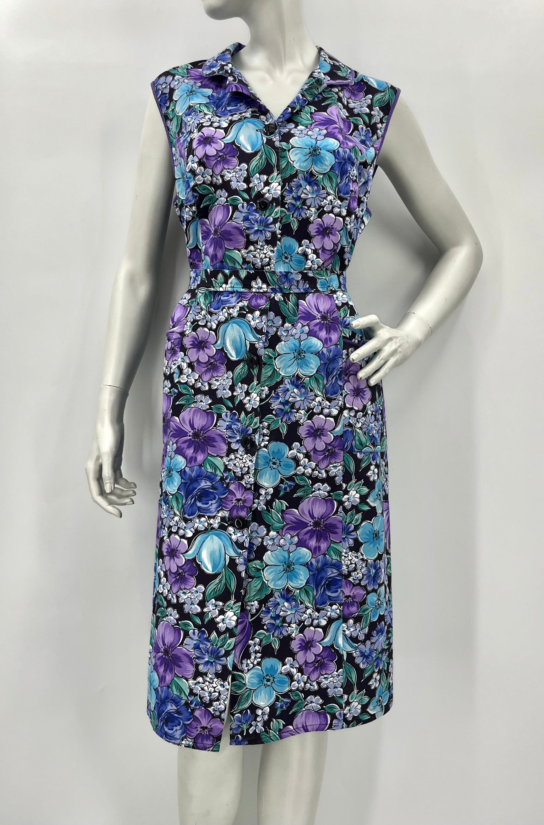Création Atelier, sleeveless cotton dress with belt, 90s, size 40