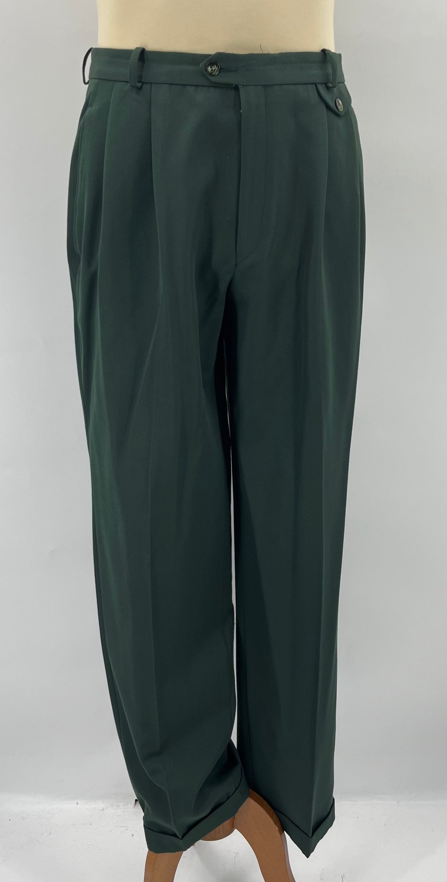 Tuomi, vihreät miesten housut, 80-90-luku, vyöt.ymp. 88cm