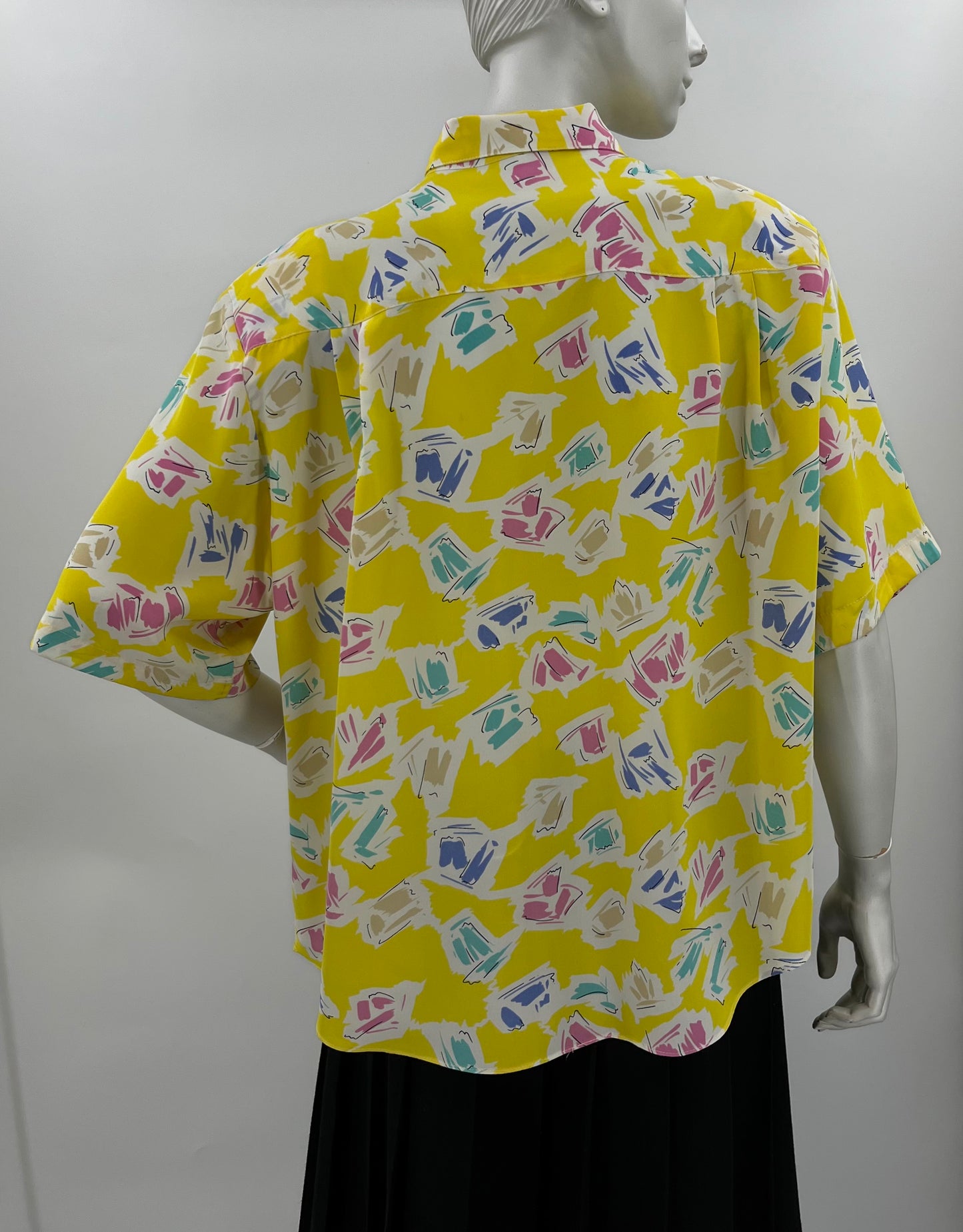 Kirkkaan keltainen paita, 90-luku, koko 40-42