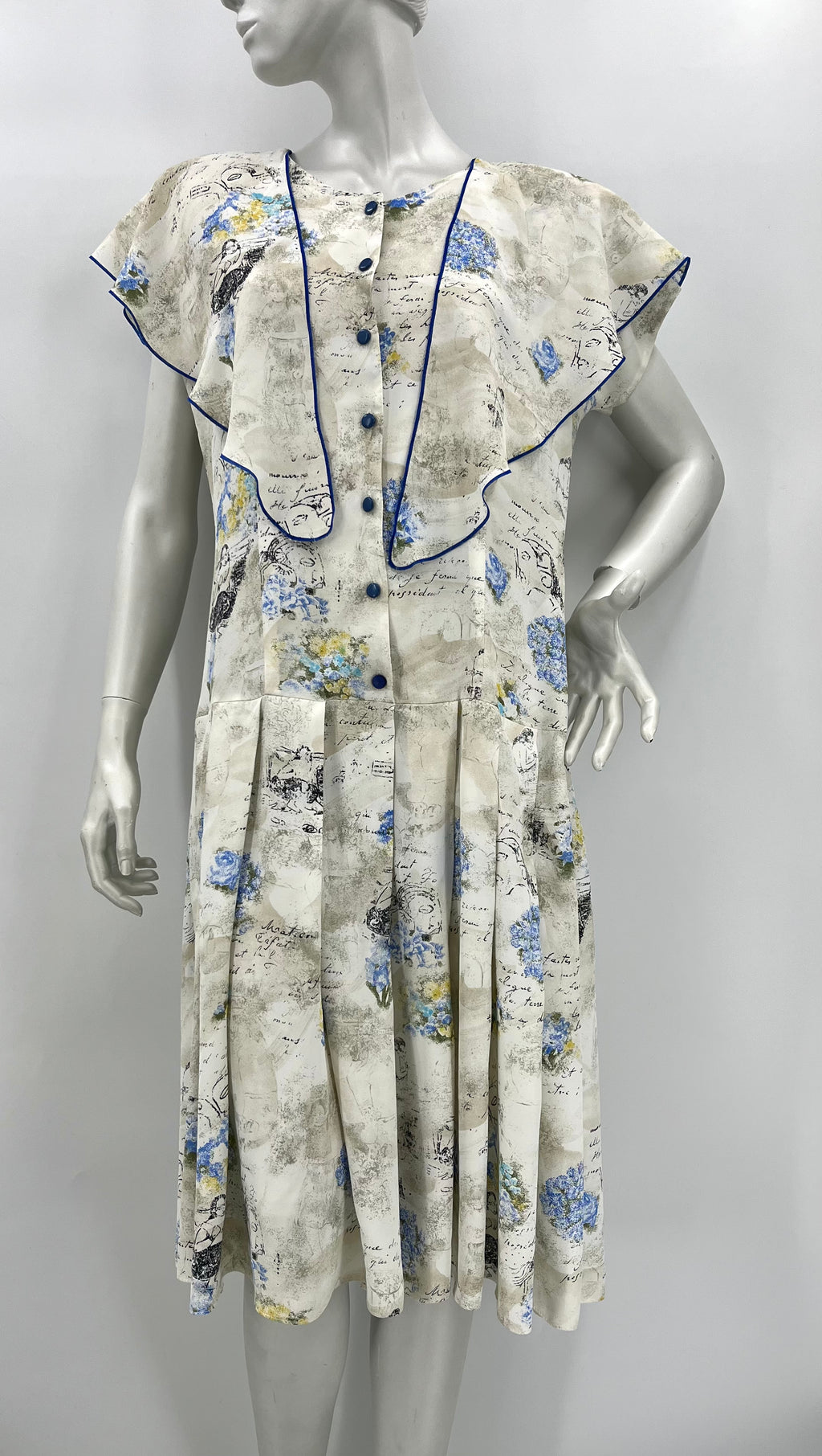 Santarelli, light-colored viscose dress, 90s, size 38(40)