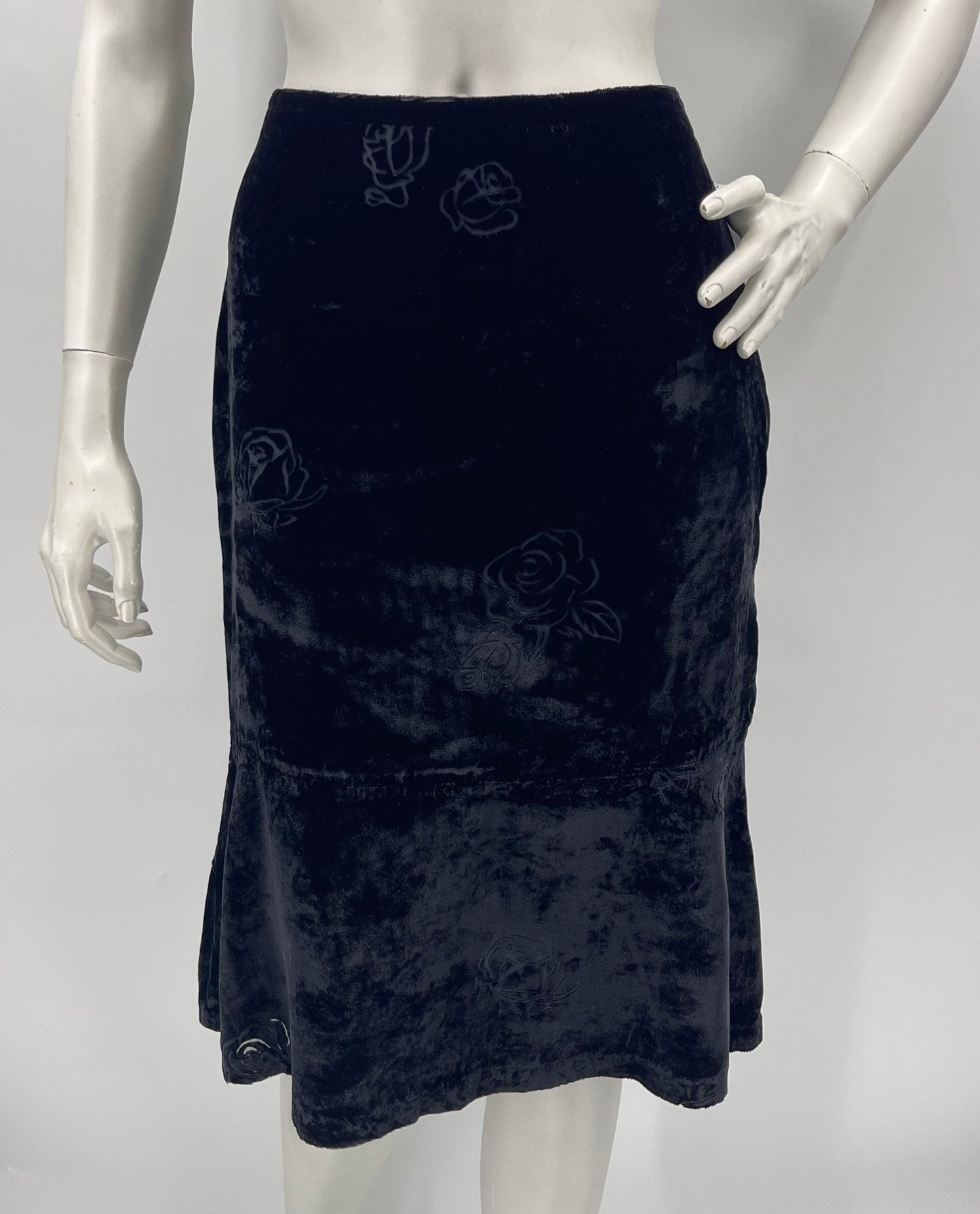 Hennes Collection, musta samettihame, 90-luku, vyöt.ymp. 72cm, koko 36