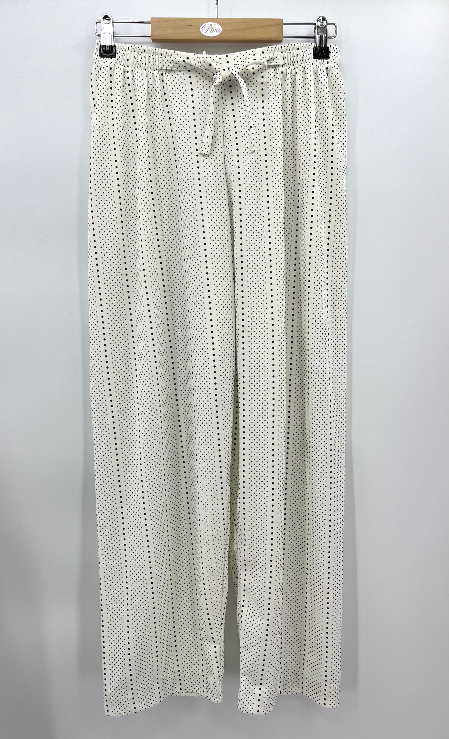 Valkoiset pilkulliset kesähousut, vyöt.ymp. 64-92cm, koko 34-36-38-40