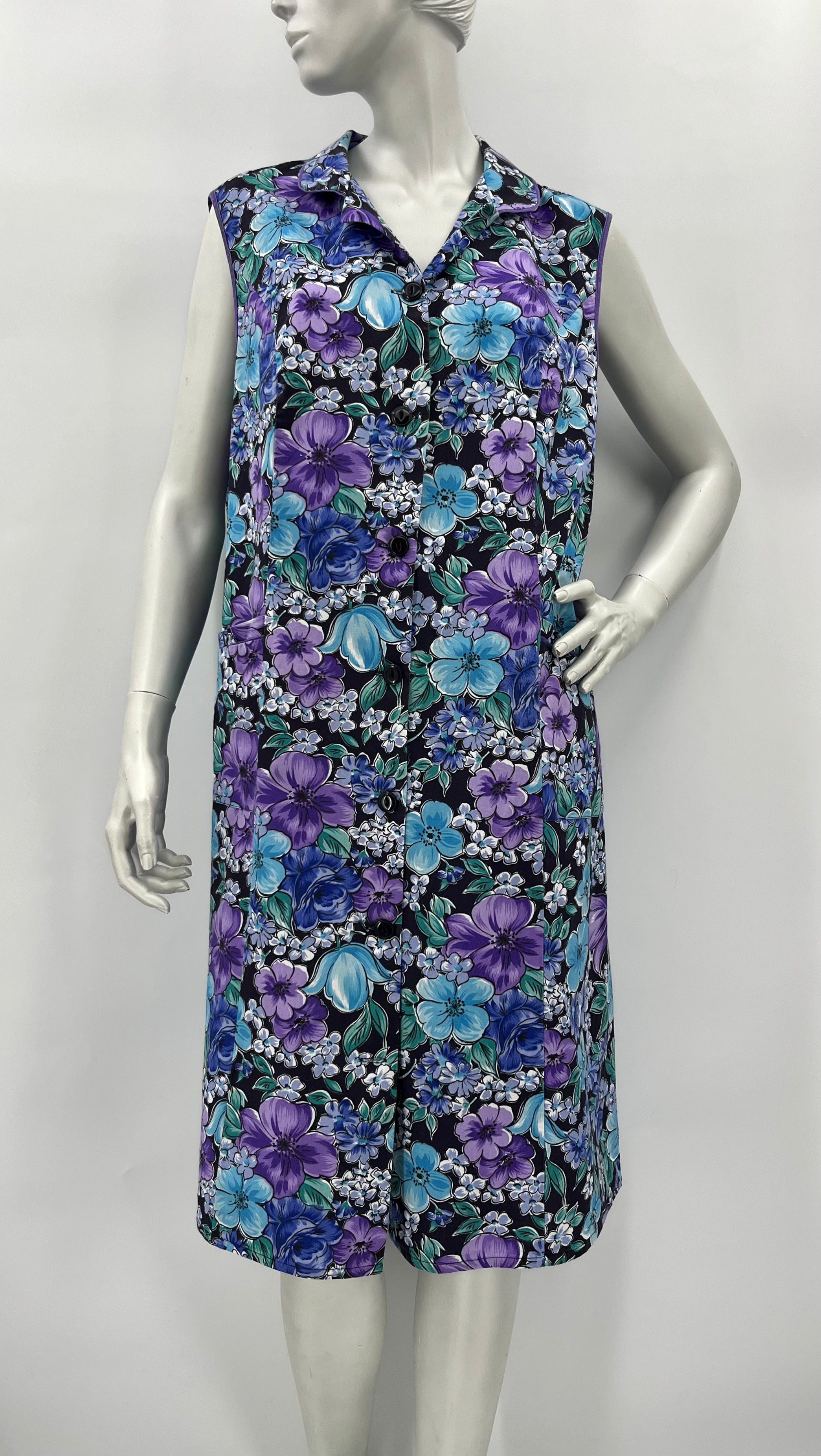 Création Atelier, sleeveless cotton dress with belt, 90s, size 40
