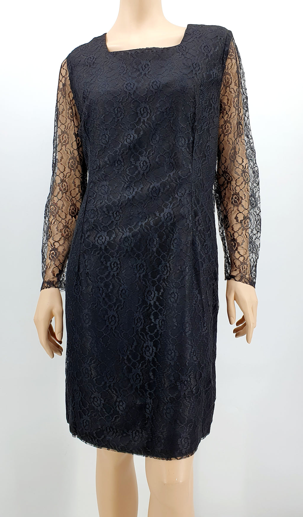 Beauty, black lace party dress from the 60s-70s, size 40
