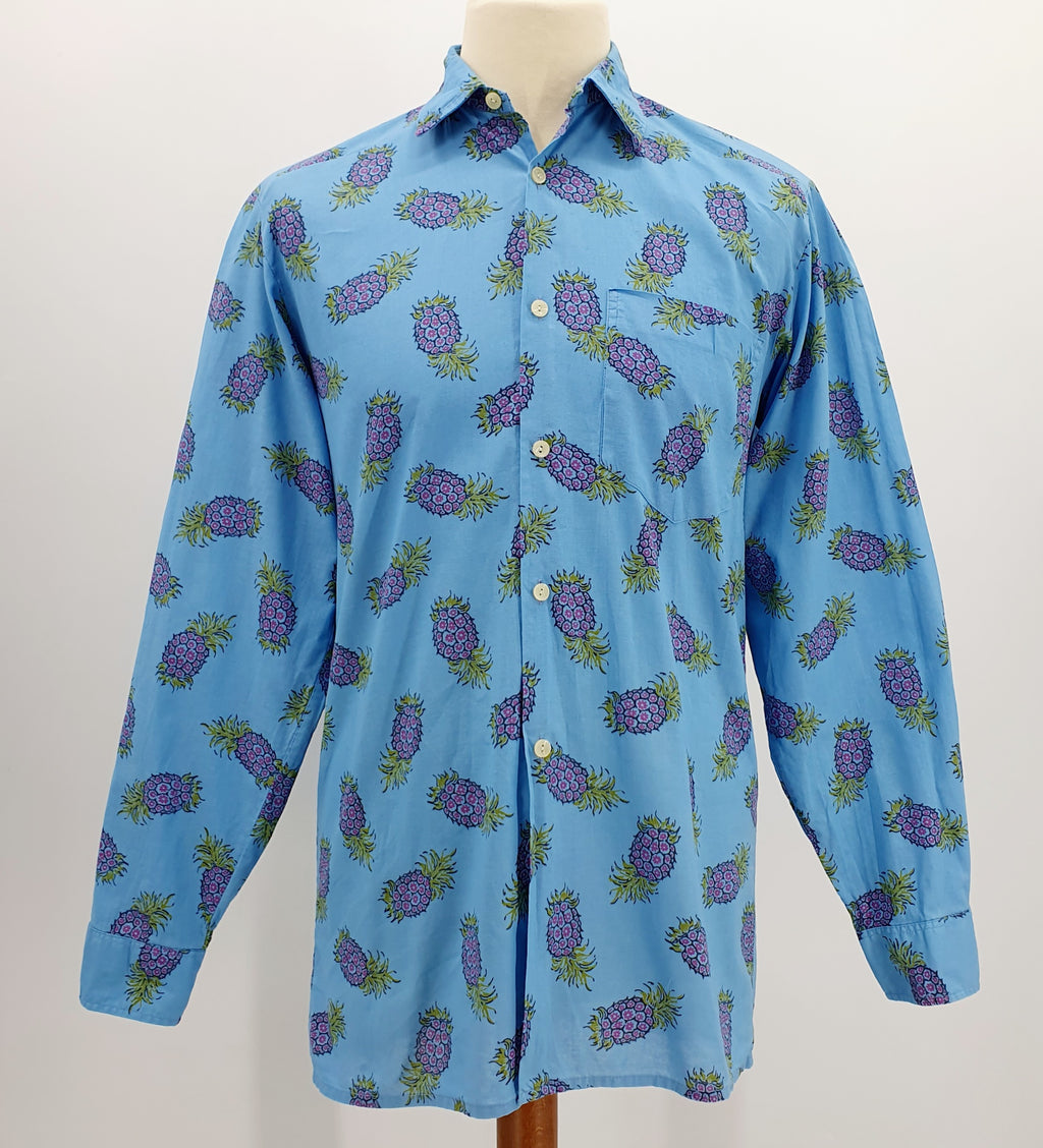 Ananaskuvioinen miesten vintage kauluspaita 70-luvulta, pohjaväri sininen