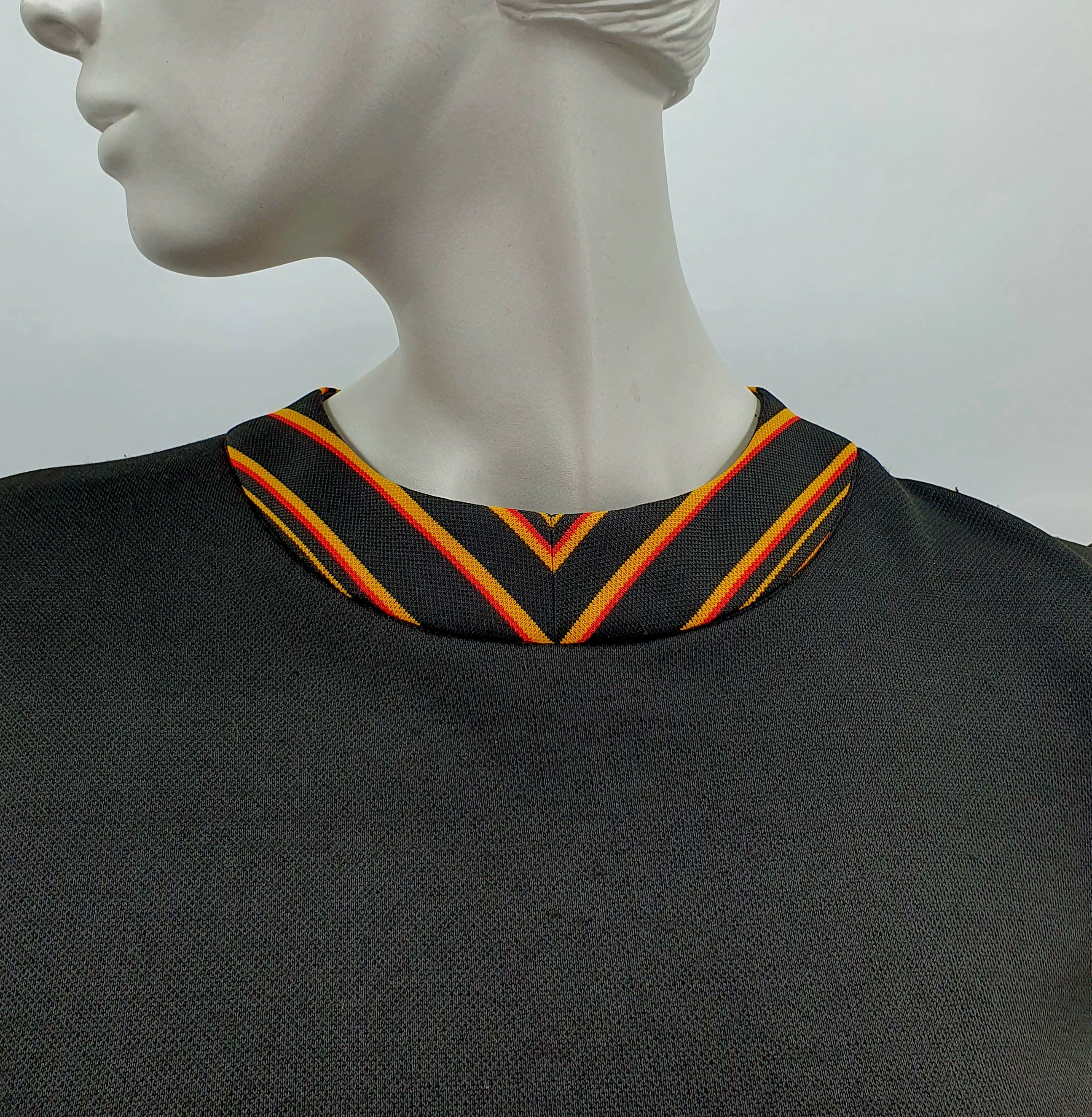 Anne, long-sleeve diagonal stripe hem dress from the 70s, size 38