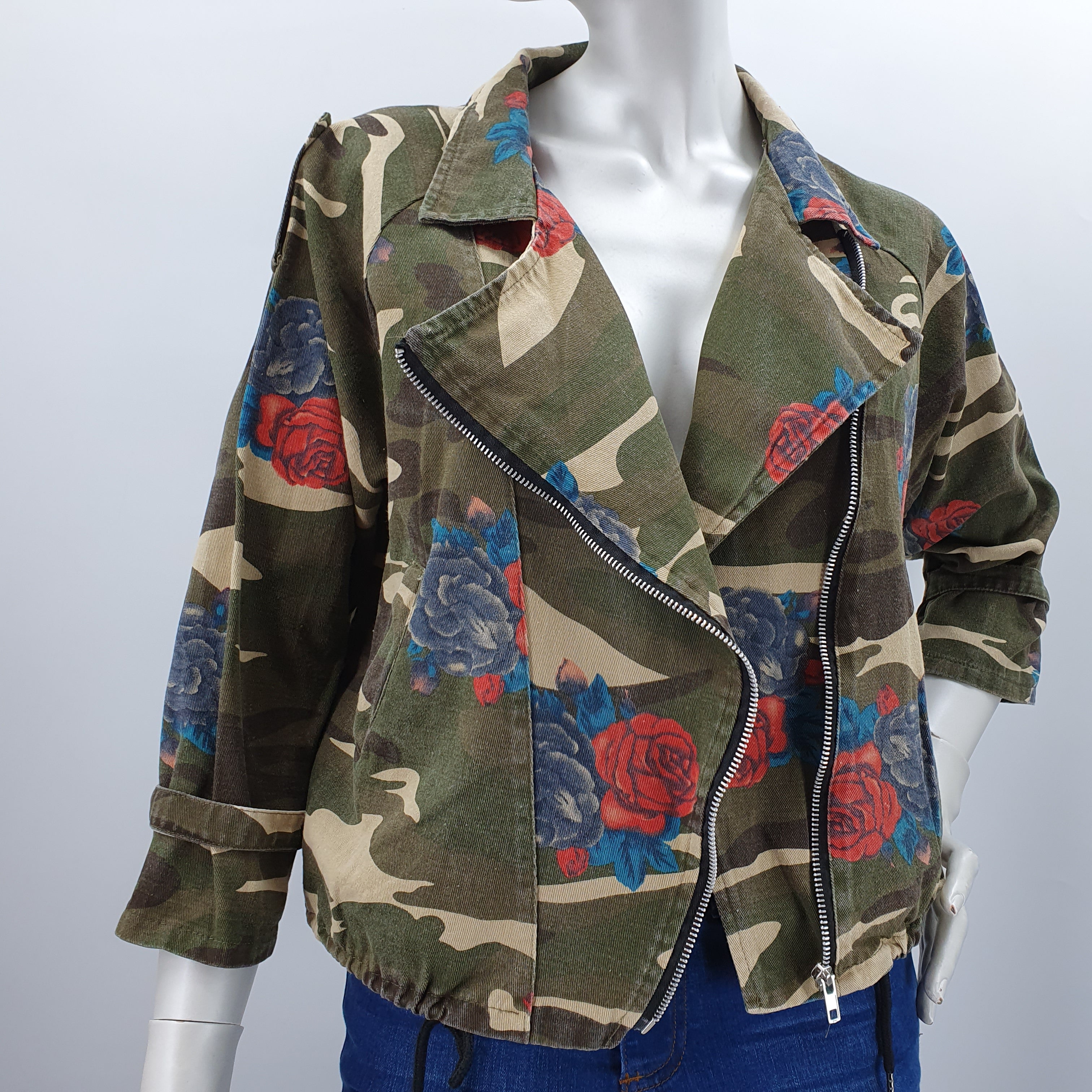 Camouflage short jacket from the 80s-90s, size 34-36