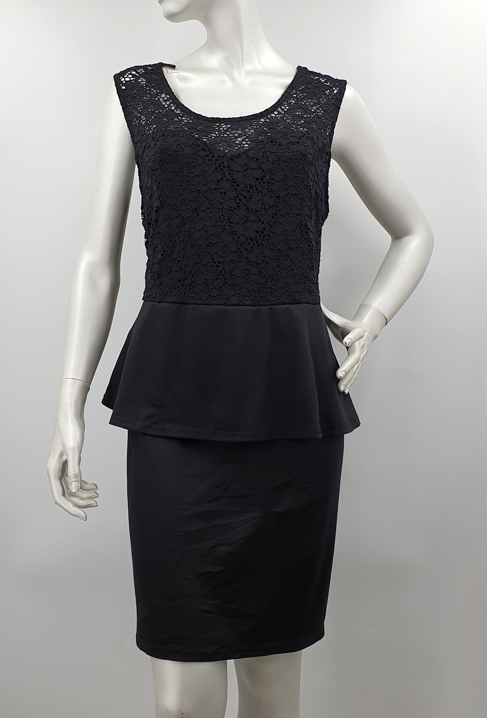 Deb, black party dress from the 90s, size 40-42