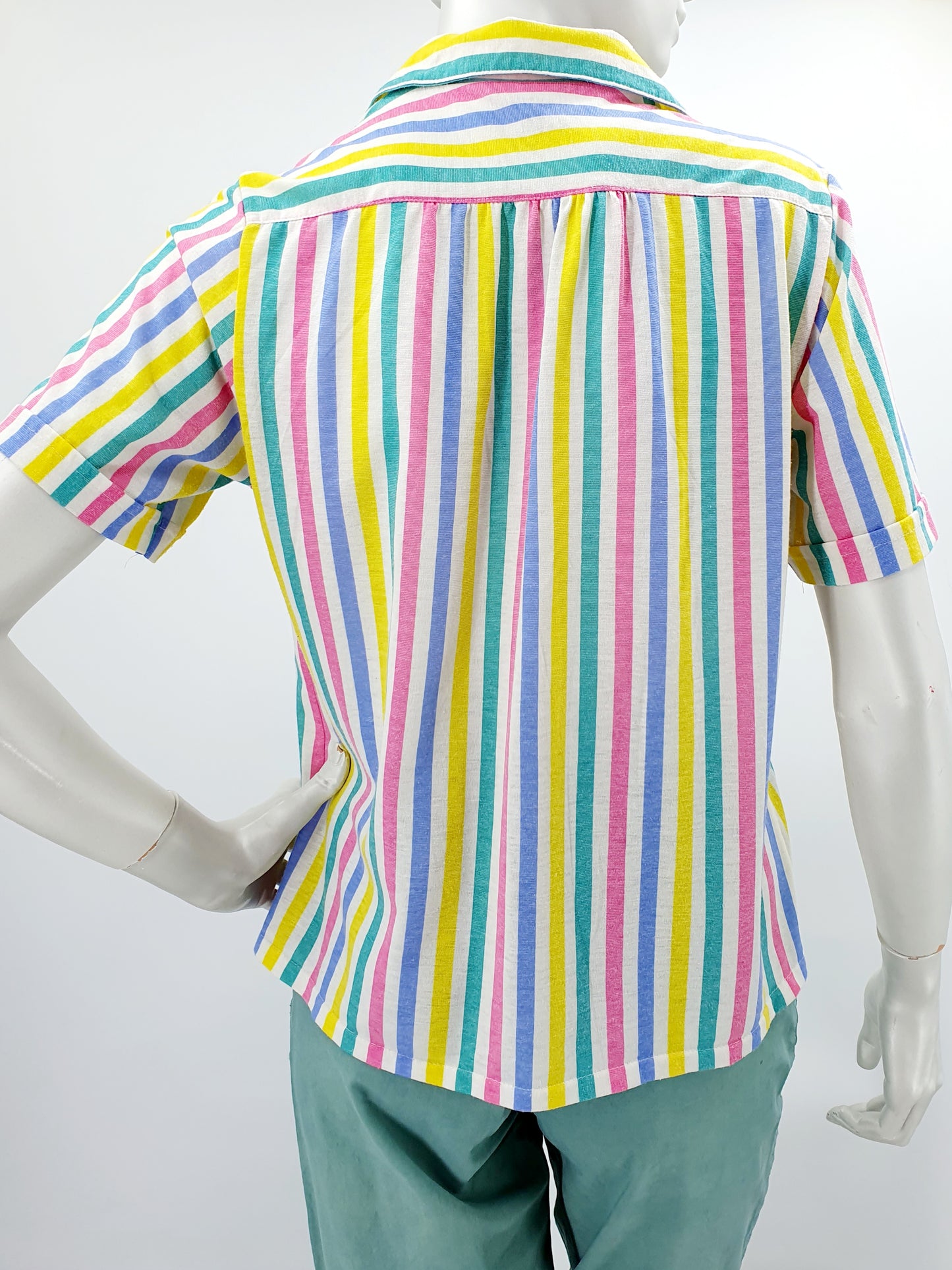 FinnKarelia, short-sleeved striped shirt from the 70s, size 38