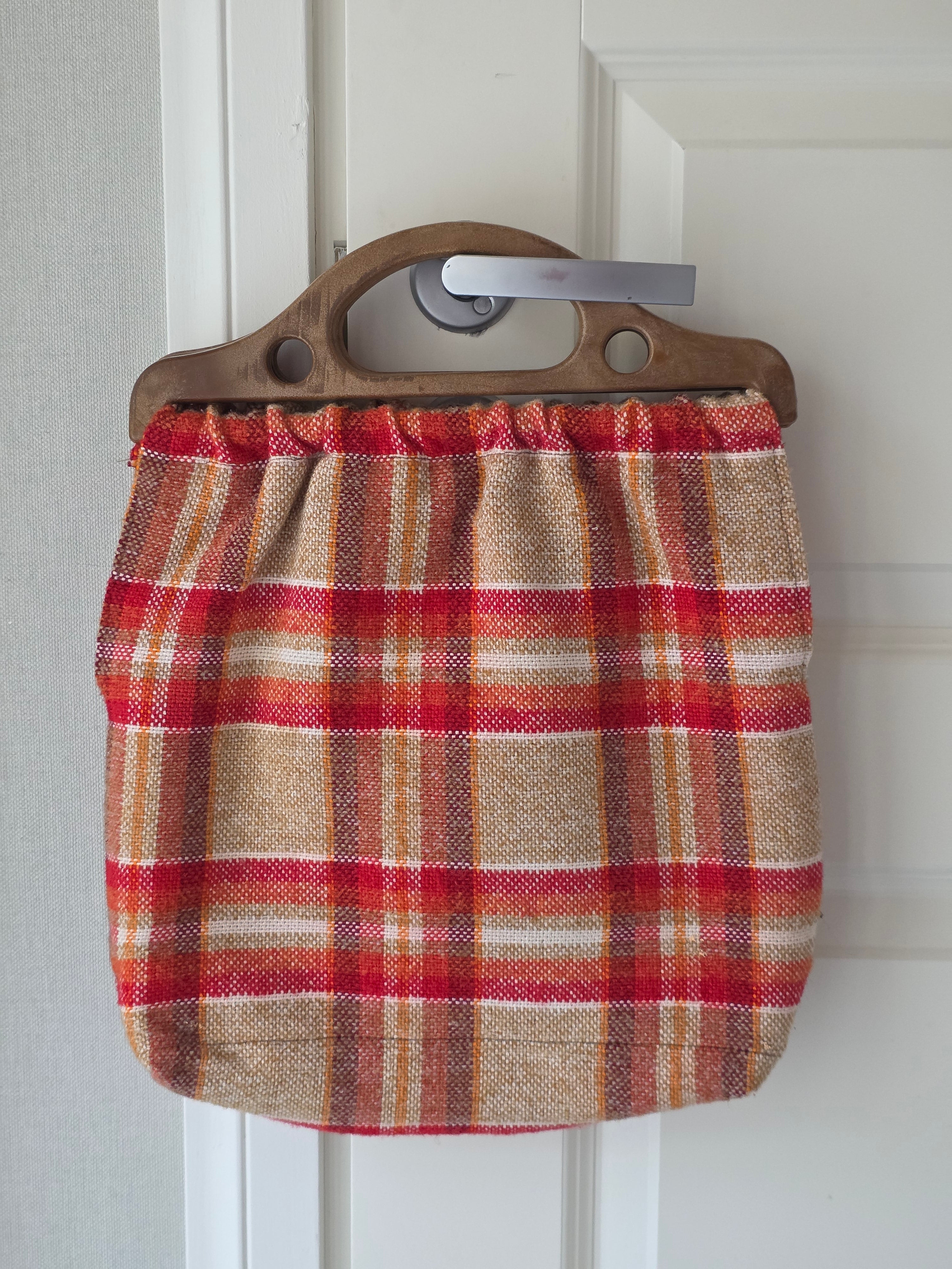 Retro checked bag, from the 70s