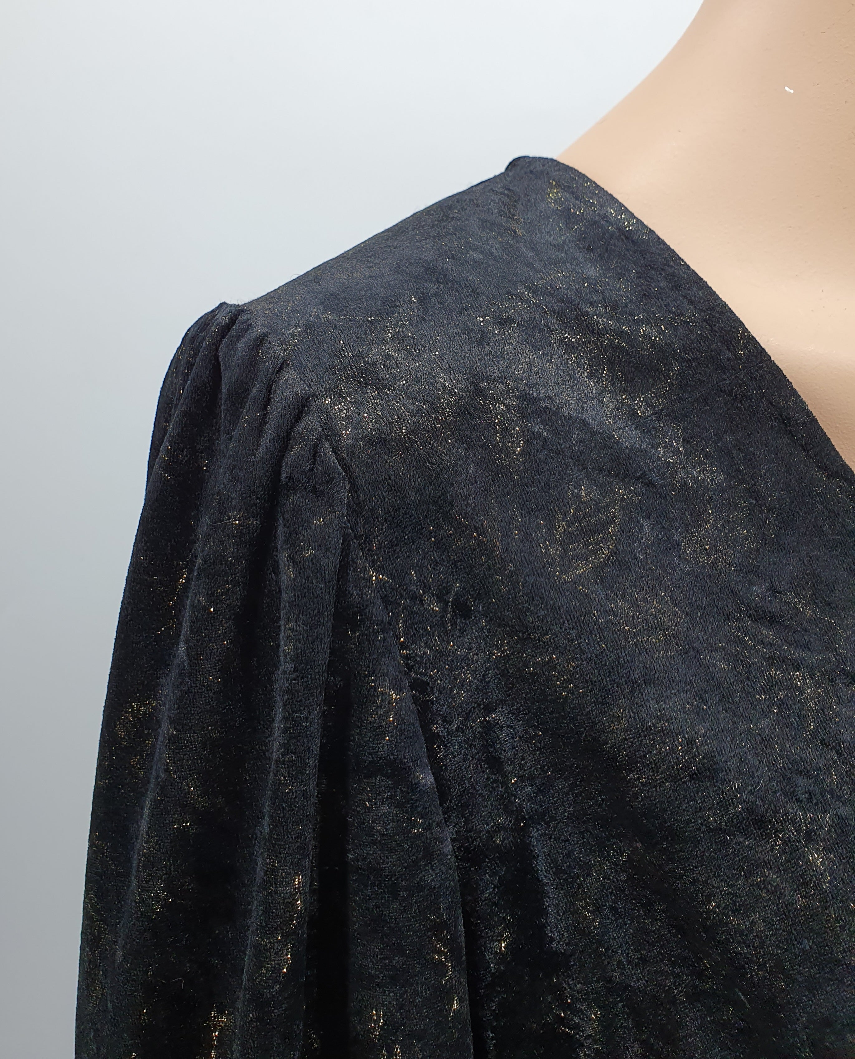 Horoskop, 80-90-luvun samettijakku juhlaan, koko 38/40