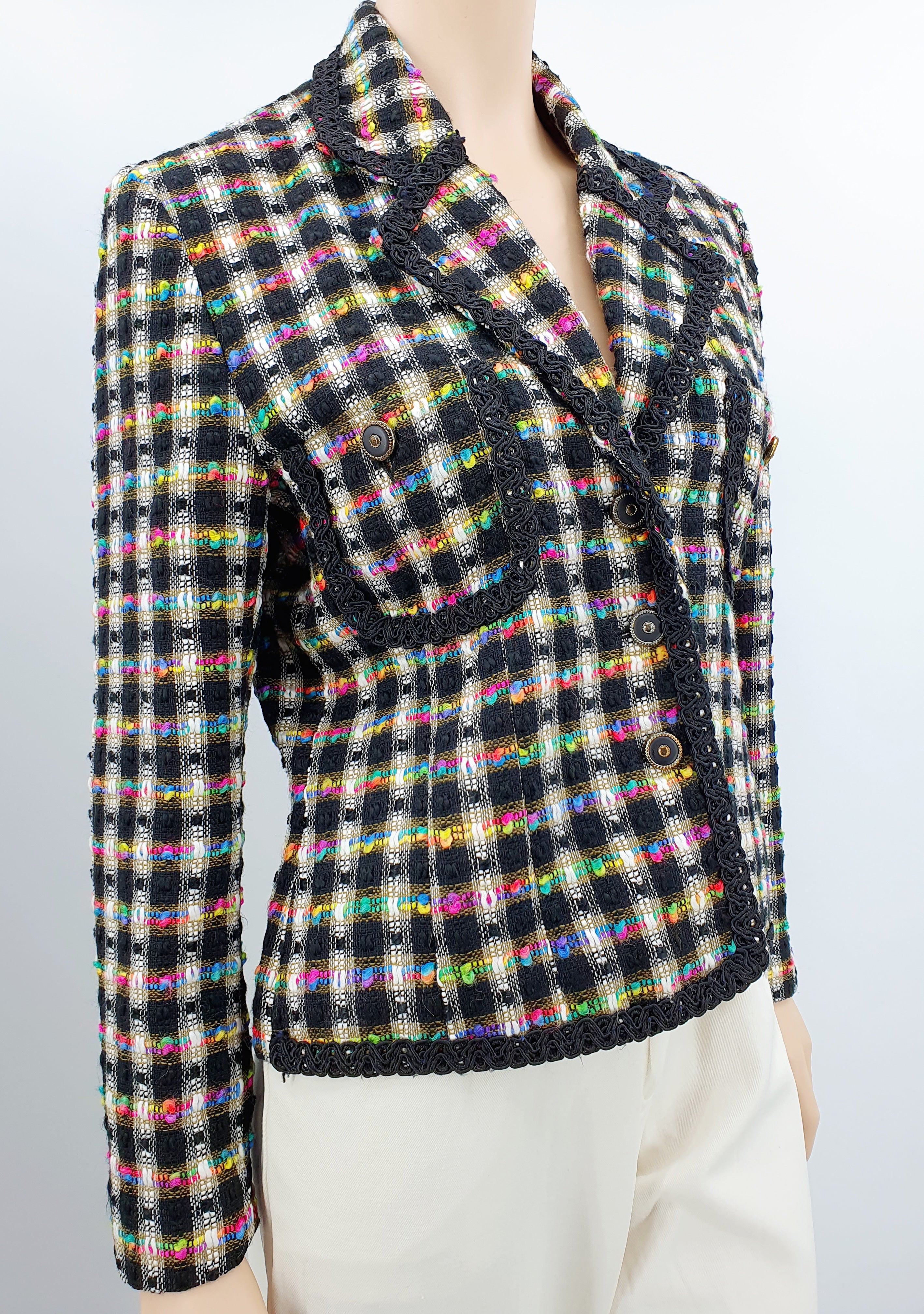 Flor da moda, chanel style jacket from the 90s, size 38-40