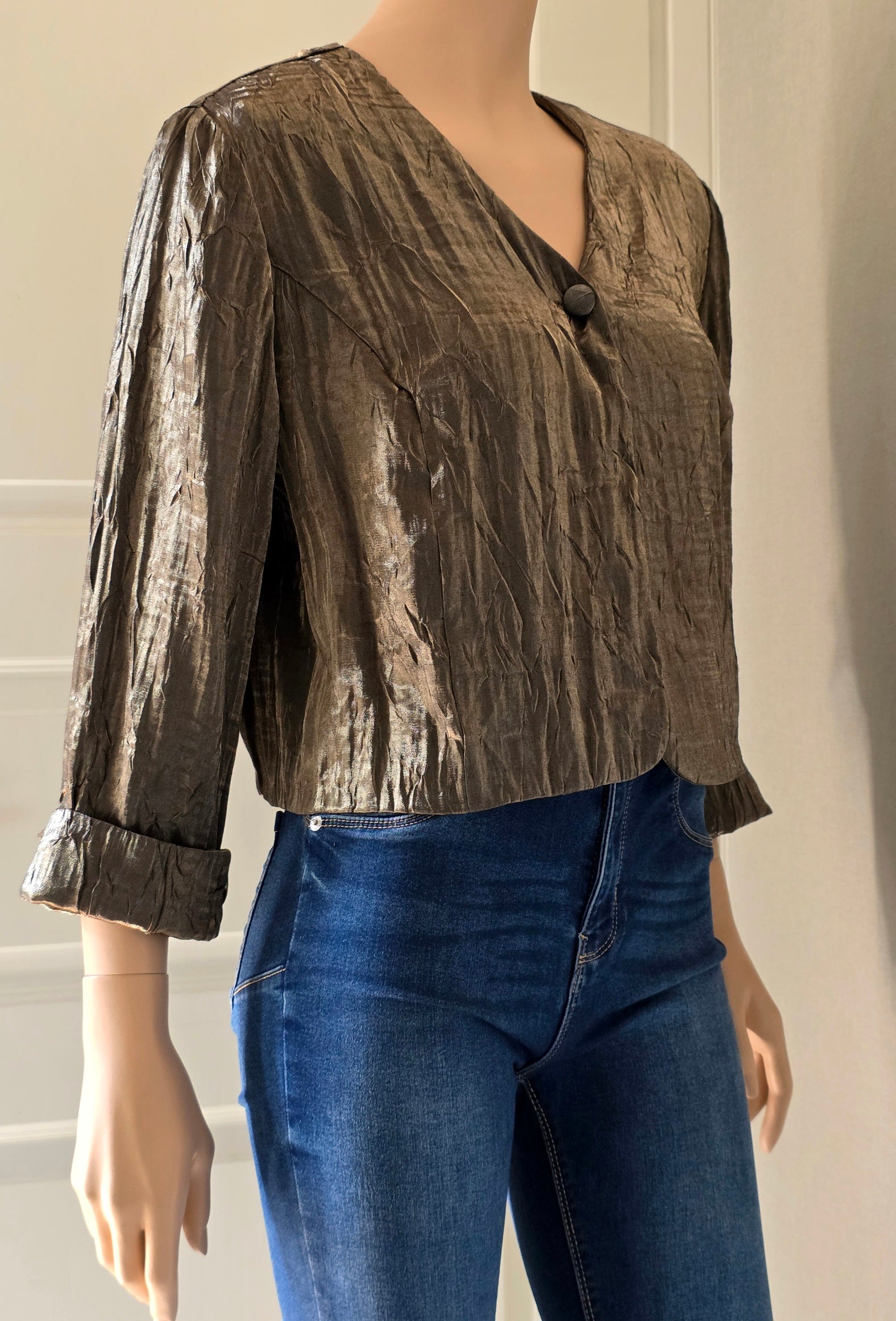 Tuomiss, metallic short jacket, size 38