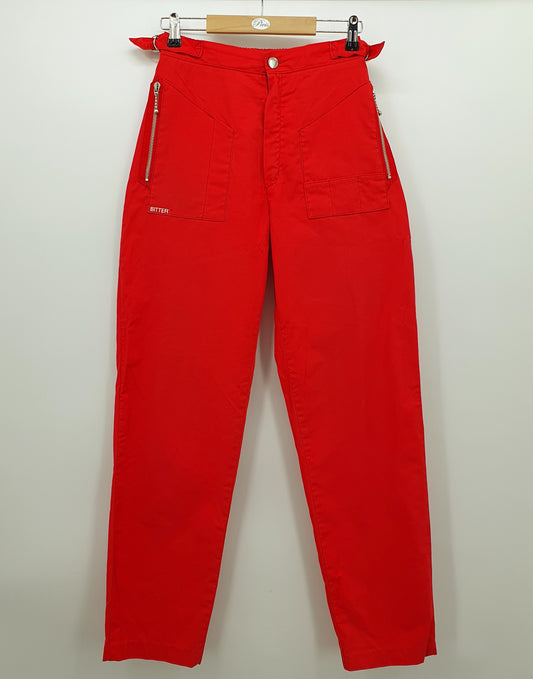 Farmariteollisuus Oy, red pants from the 80s, size (32)34