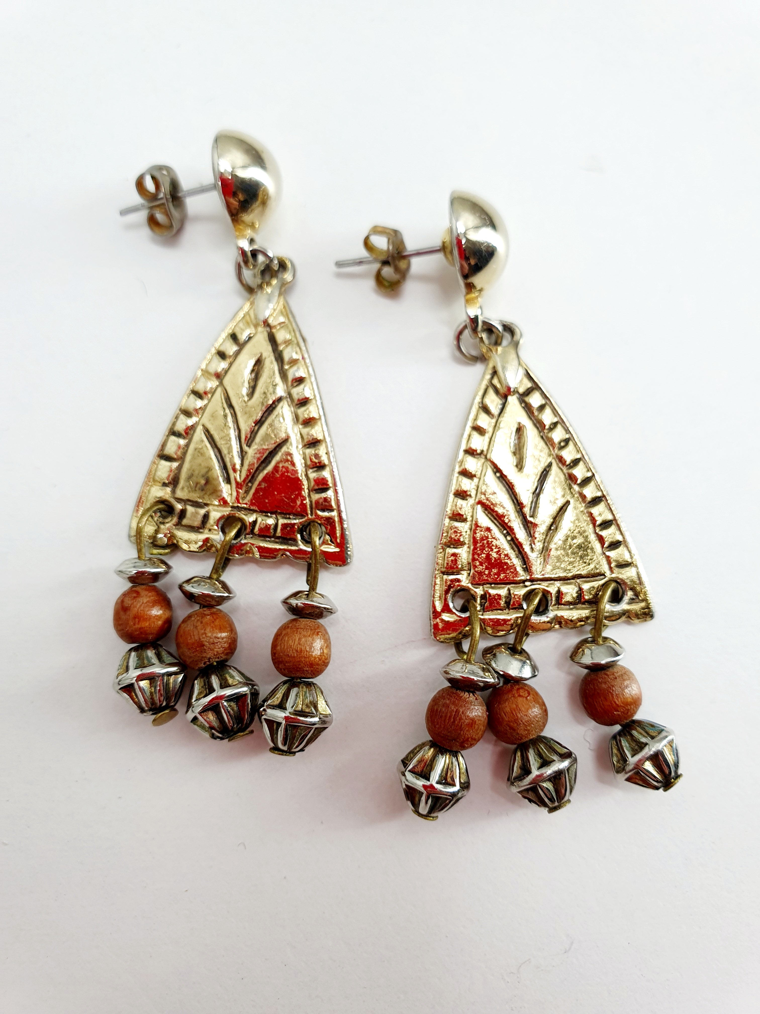 Boho style earrings, gold/brown