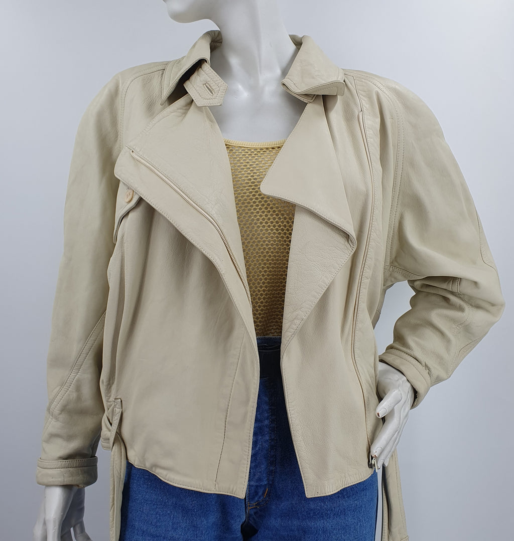 Deya by Sonanini, off-white leather jacket, from the 80s, size 36-38